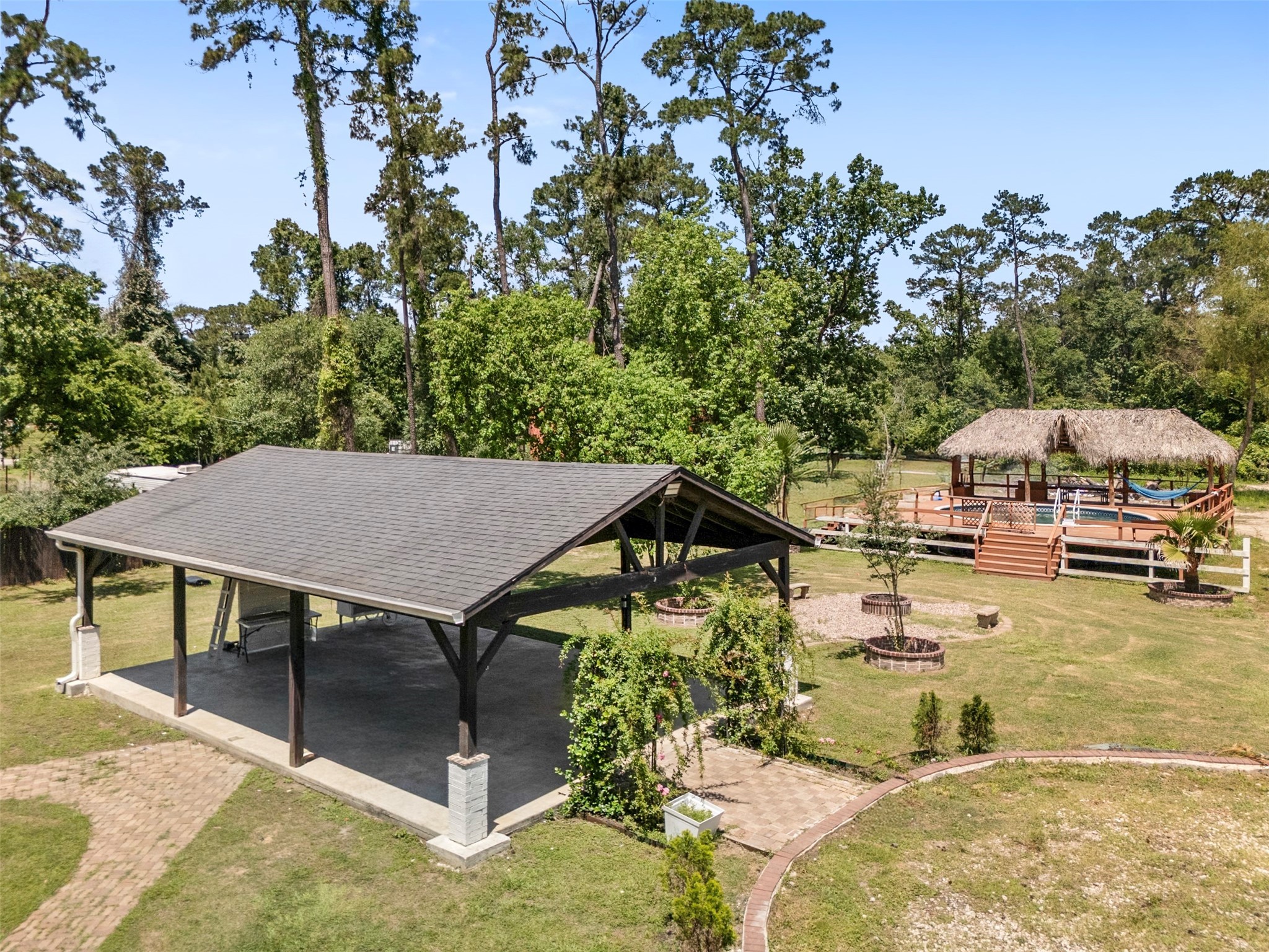 1302 Cherry Ln Property Photo 49