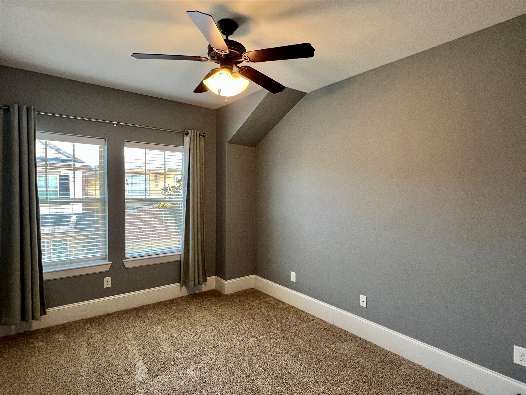 8832 Ashbloom Lane Property Photo 16