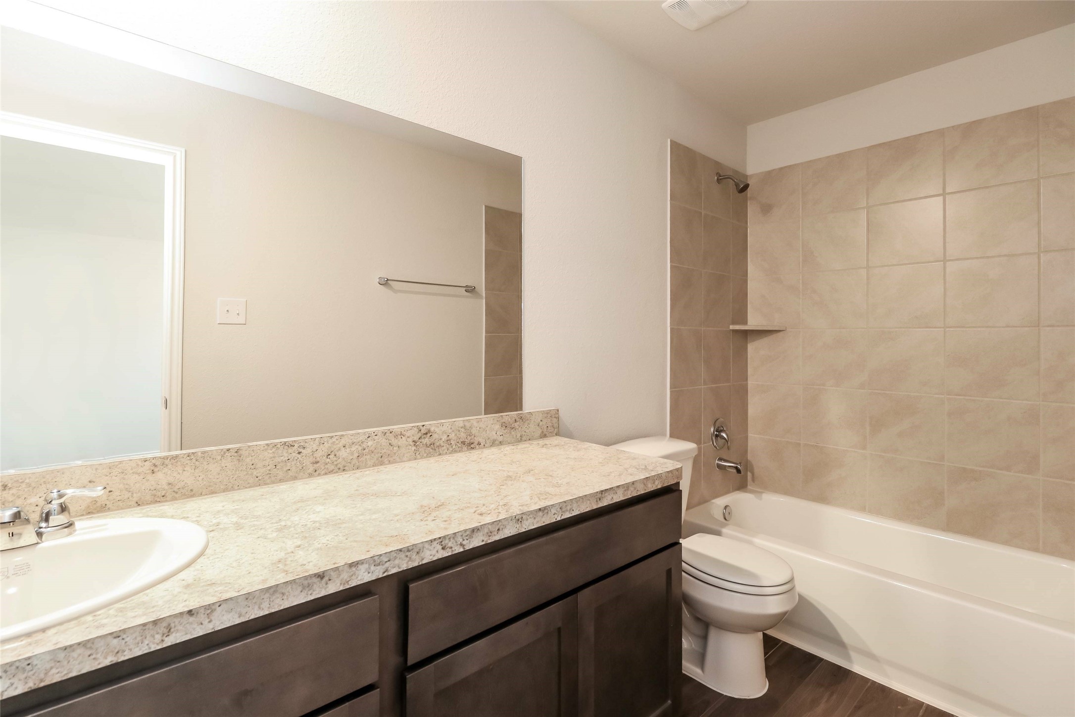 2432 Carp Drive Property Photo 17