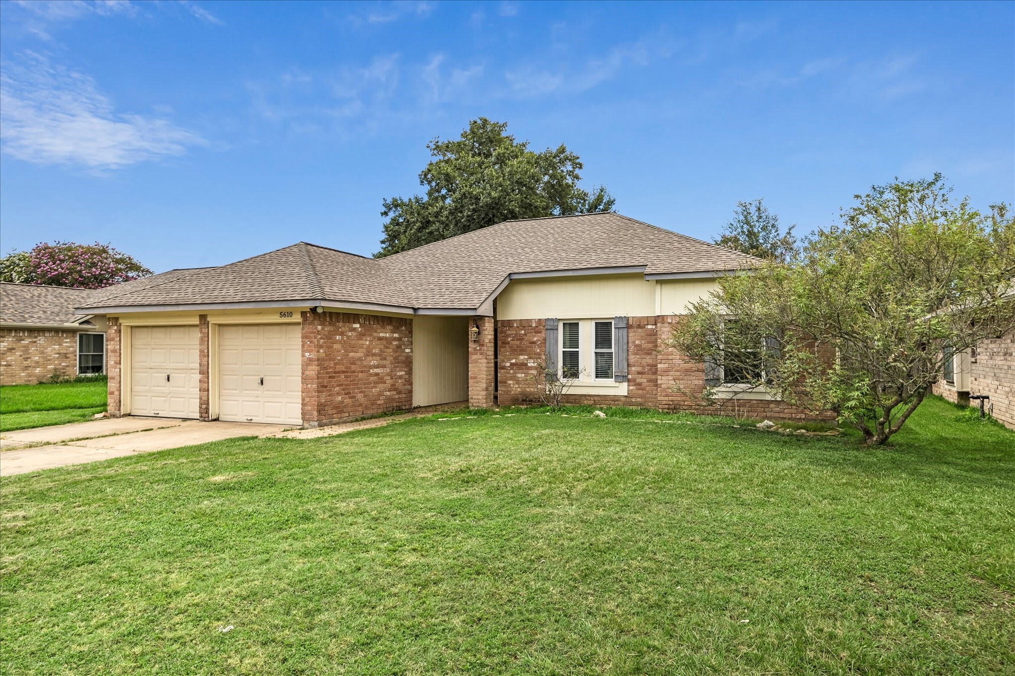 5610 Village Arbour Drive Property Photo 6