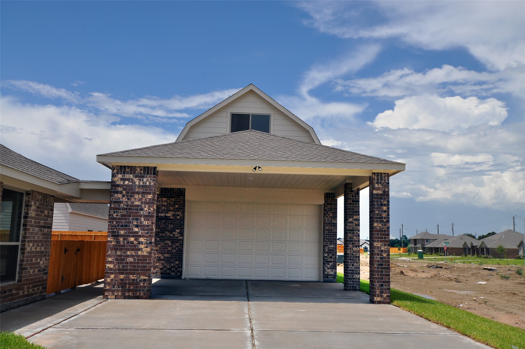 2206 Fortuna Drive Property Photo 7