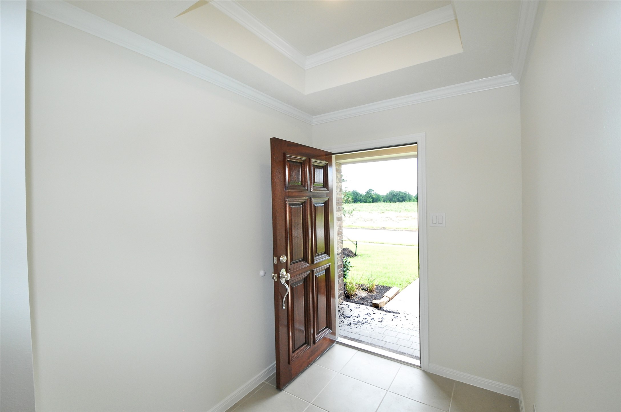 2206 Fortuna Drive Property Photo 8