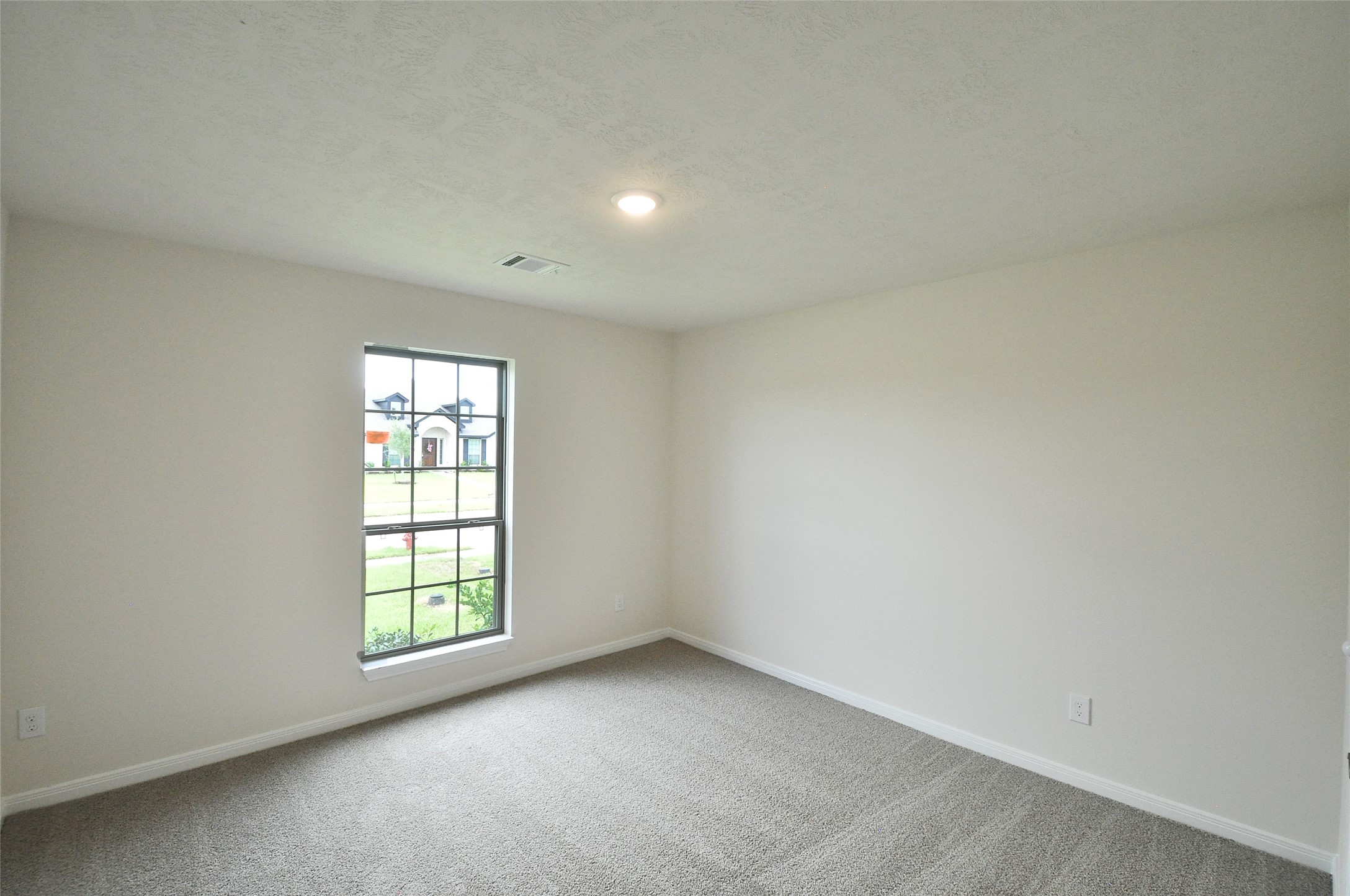 2206 Fortuna Drive Property Photo 28