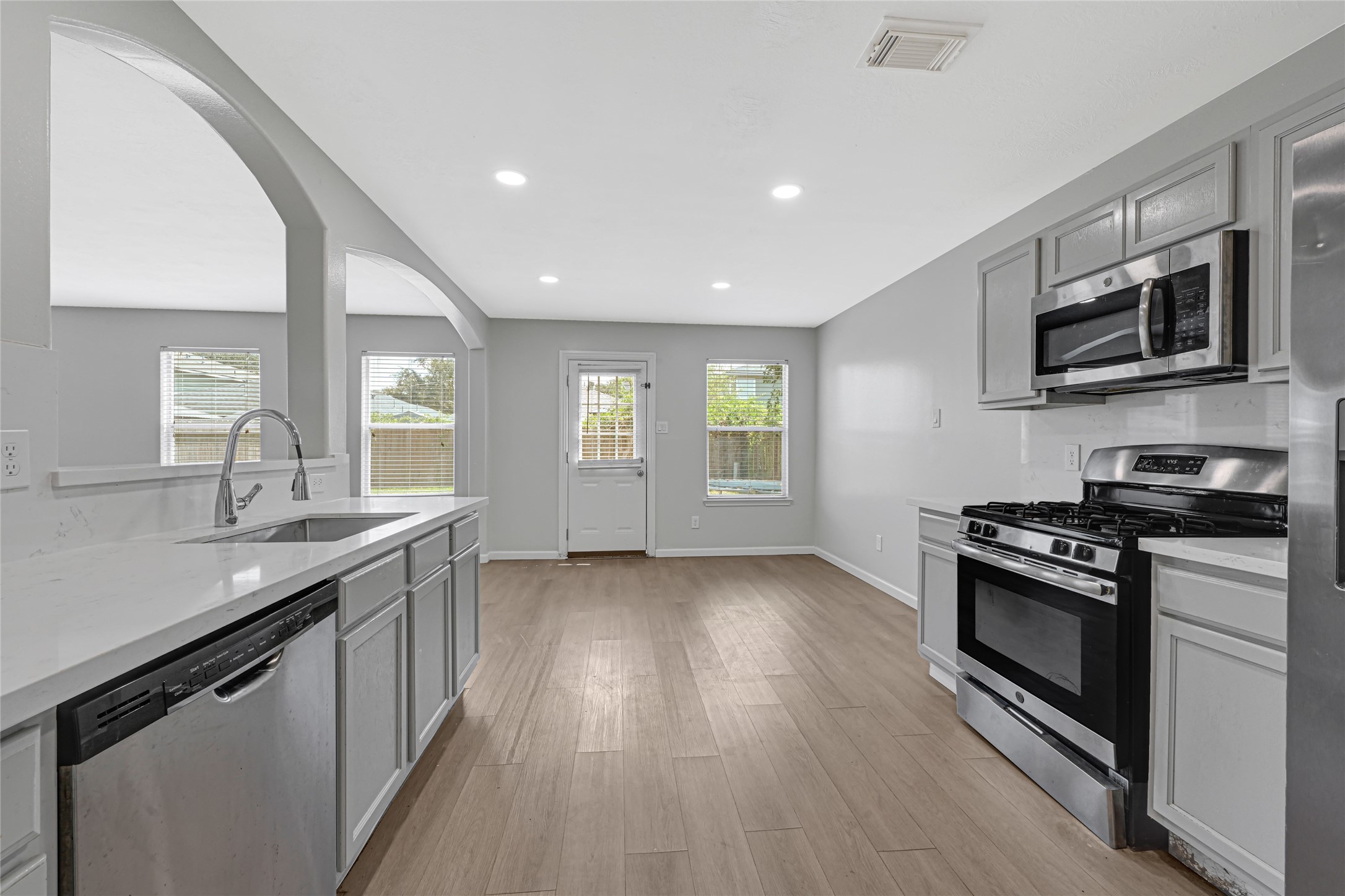 21238 Wortham Oaks Drive Property Photo 15