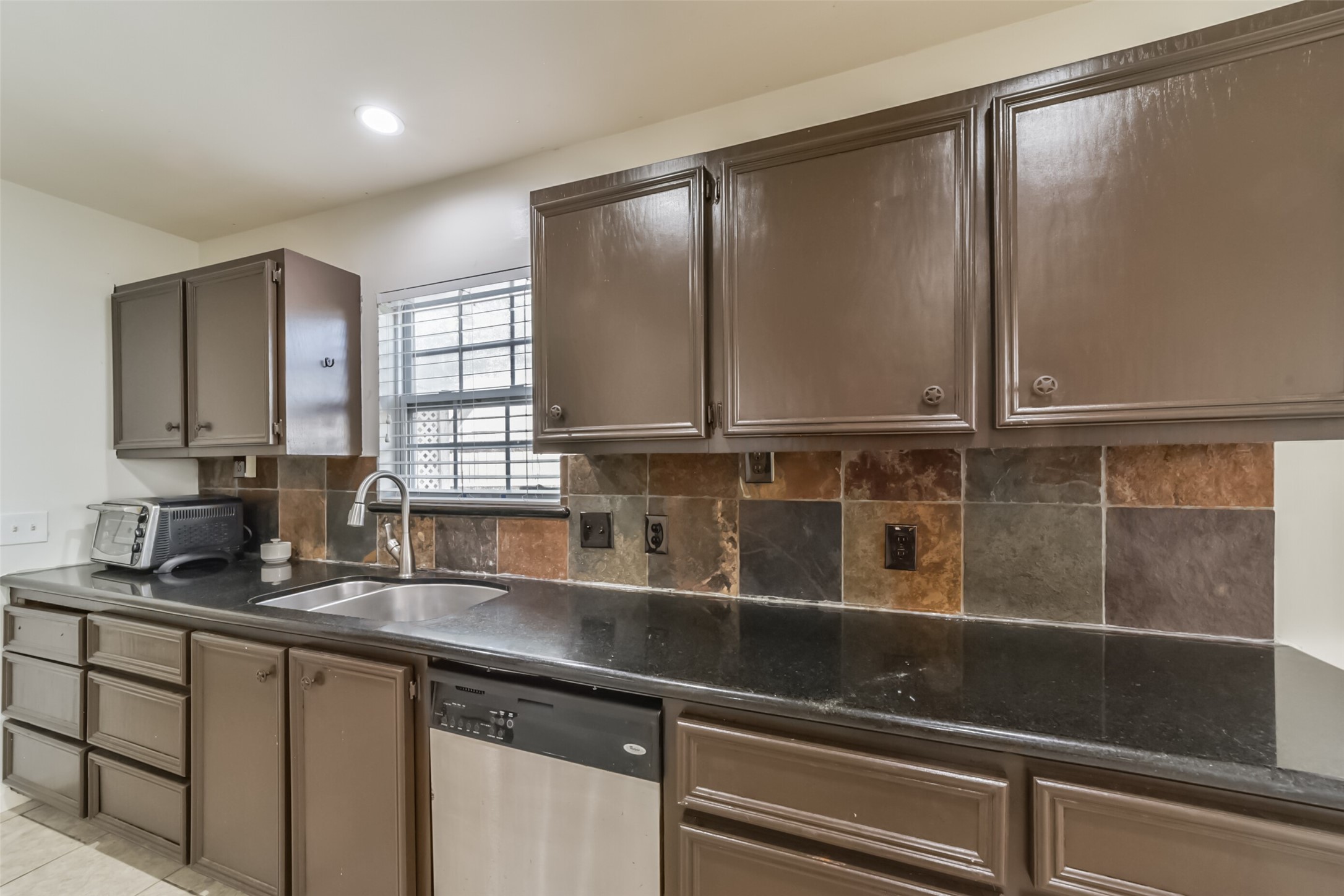 11643 Breezy Knoll Drive Property Photo 10