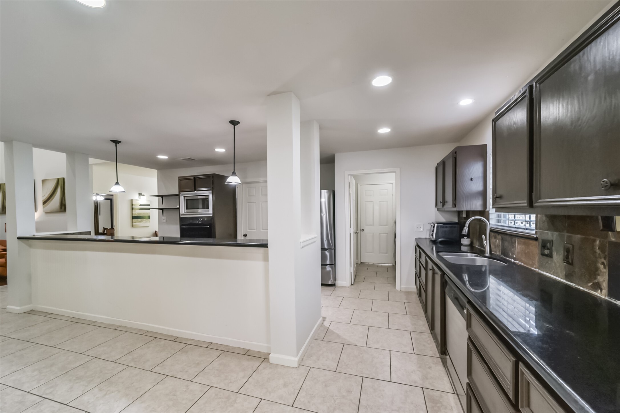 11643 Breezy Knoll Drive Property Photo 15