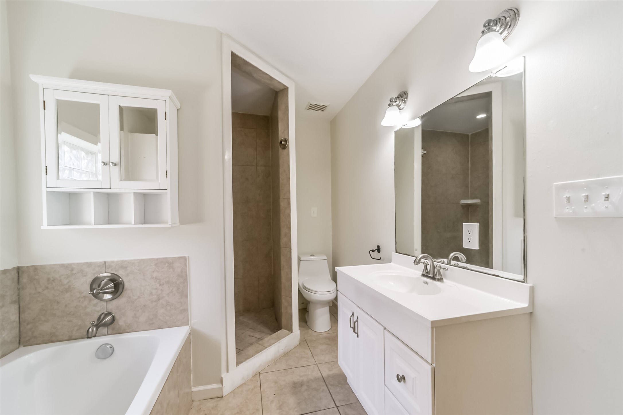 11643 Breezy Knoll Drive Property Photo 22
