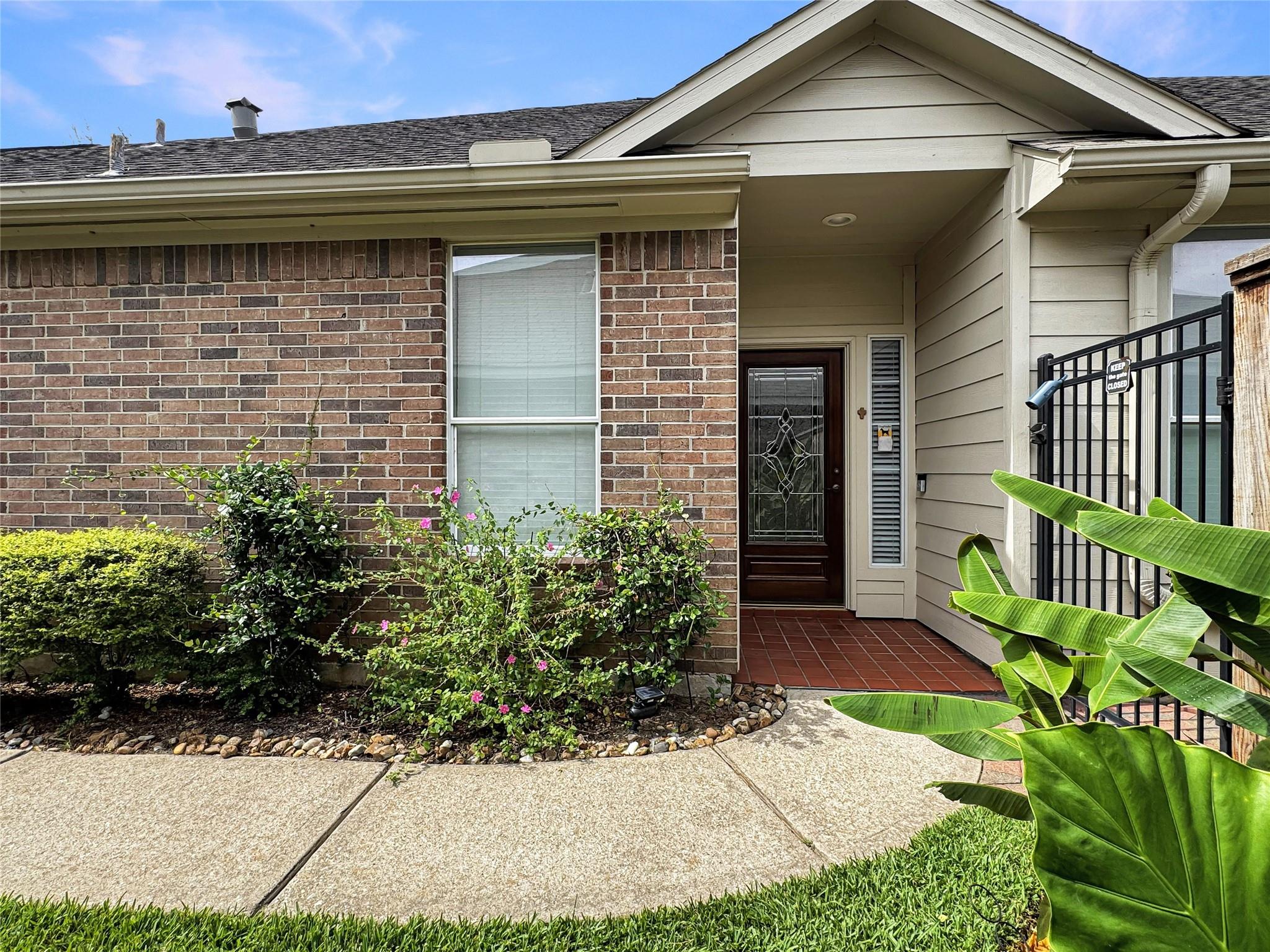 2312 Messina Drive, Pearland Tx 77581 Property Photo 2