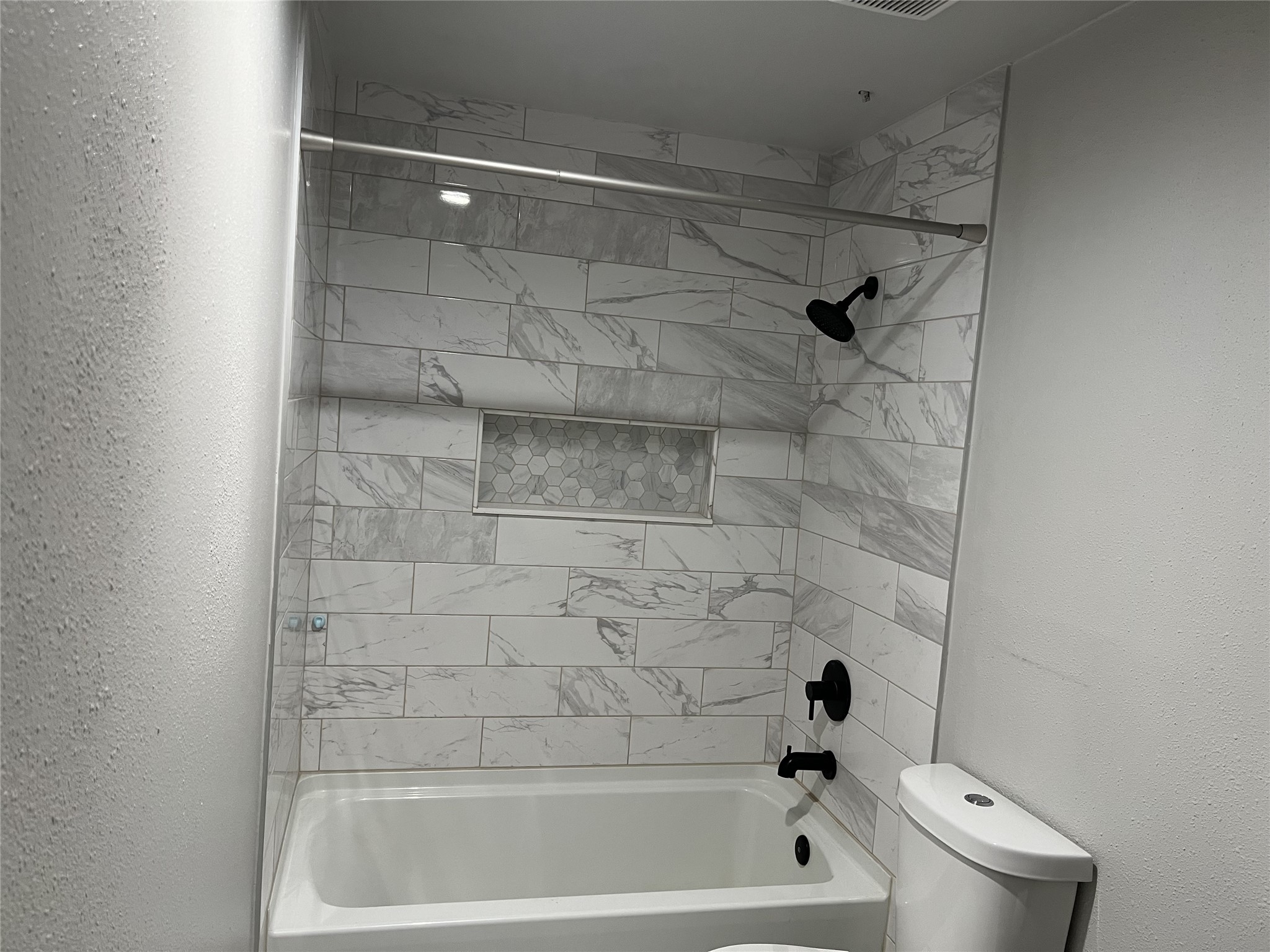 2001 Bering Drive 7h Property Photo 10