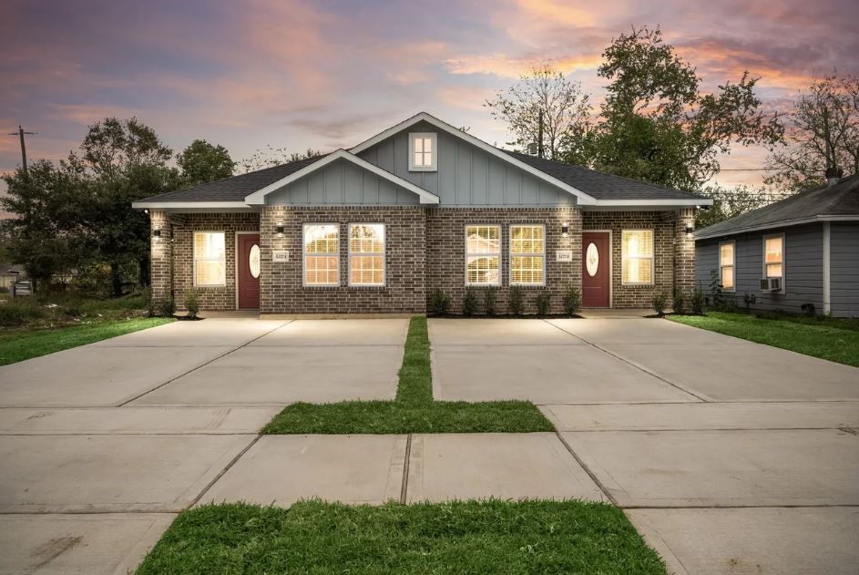 5222 Bataan Road Property Photo 1