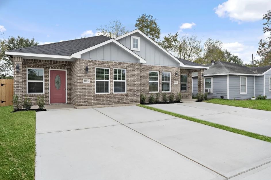 5222 Bataan Road Property Photo 2