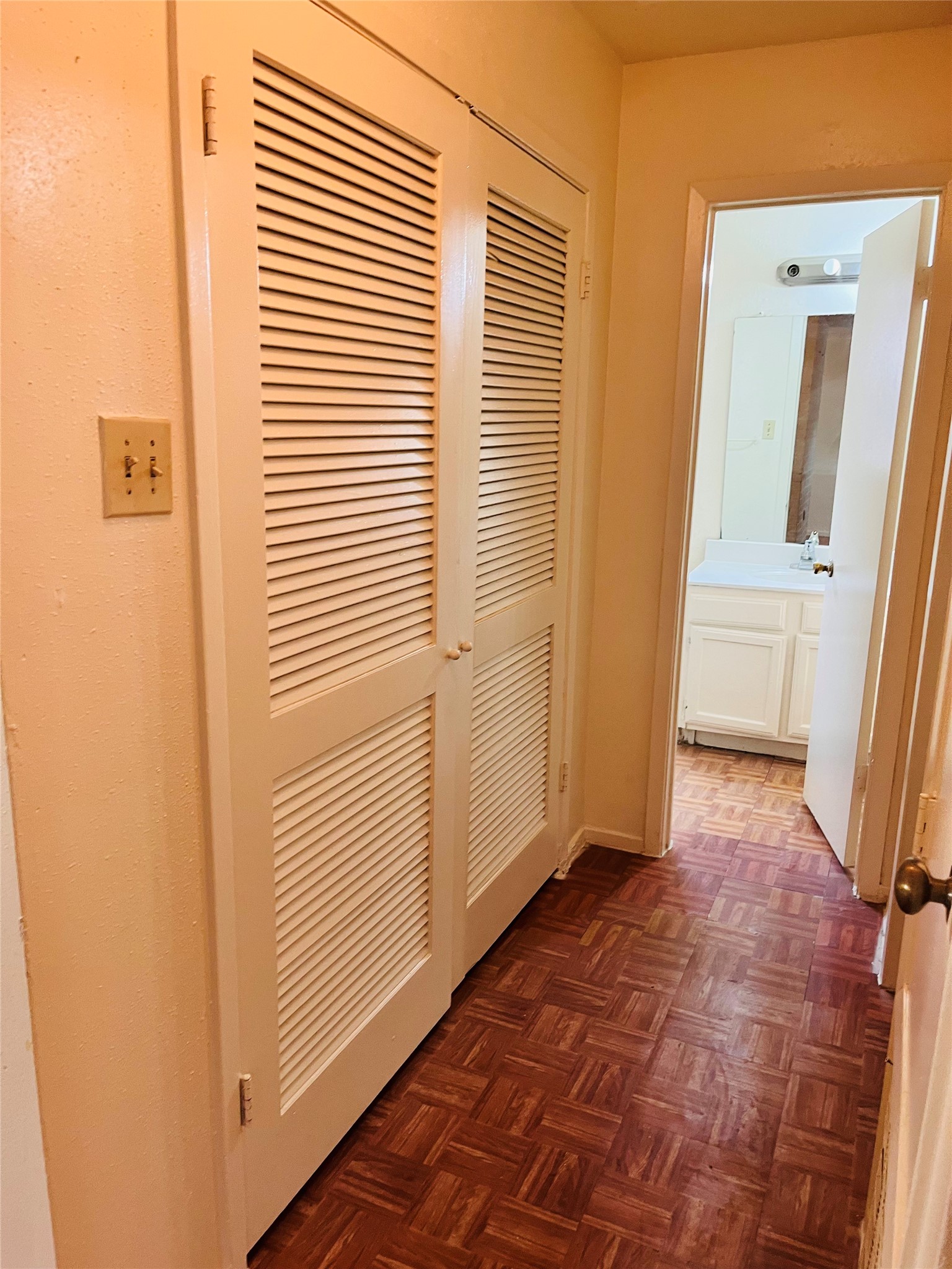 16633 Gold Ridge Lane Property Photo 15