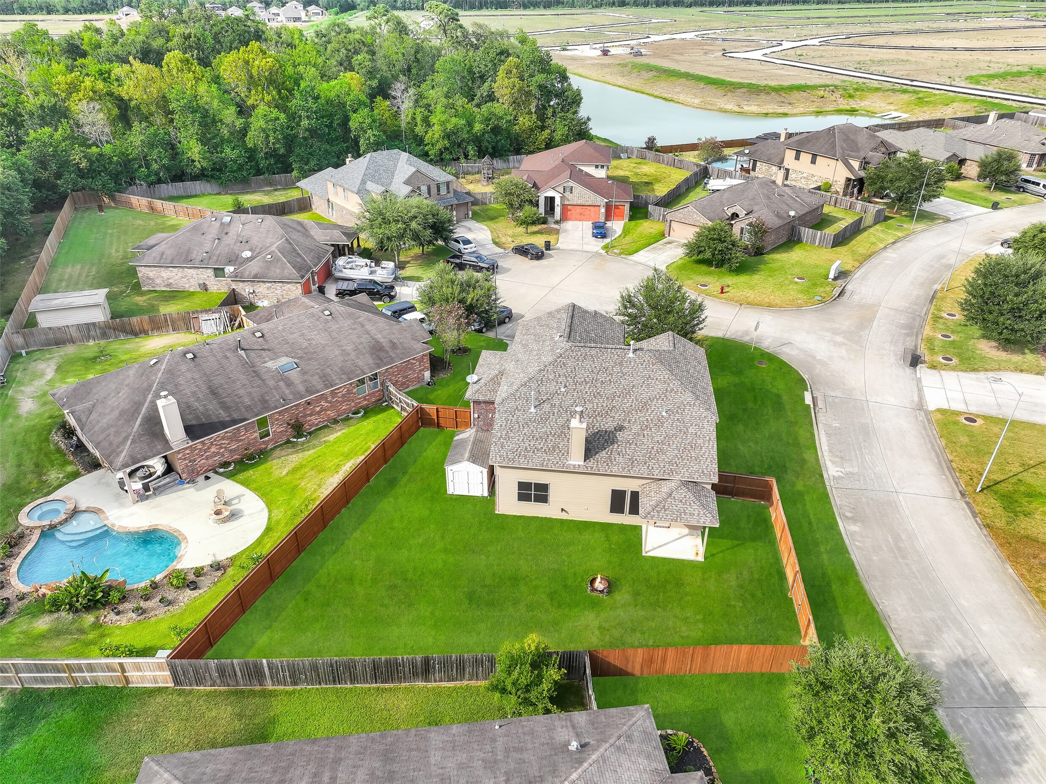 2303 Deer Trace Court Property Photo 34