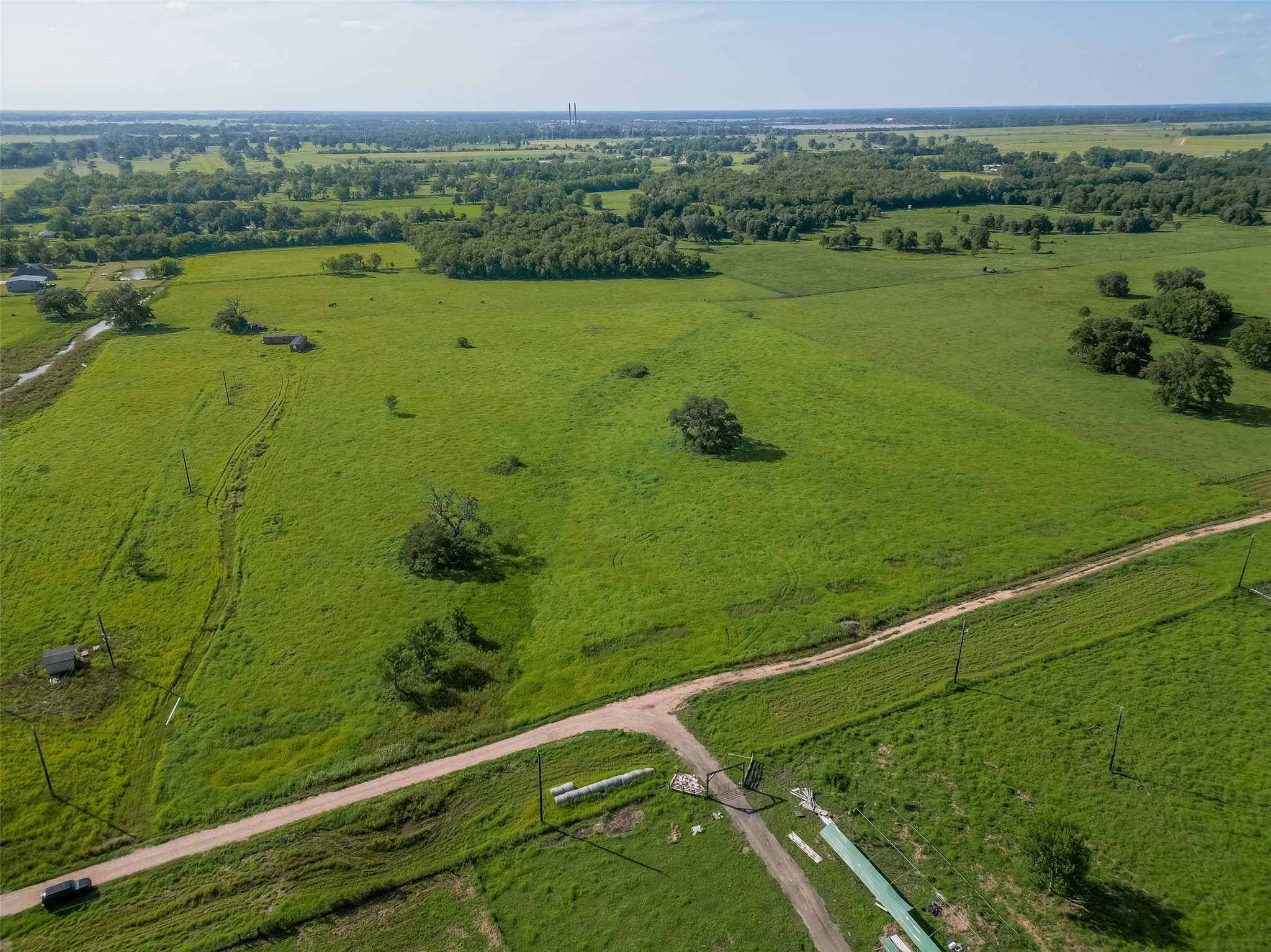 811 County Road 164 Property Photo 4