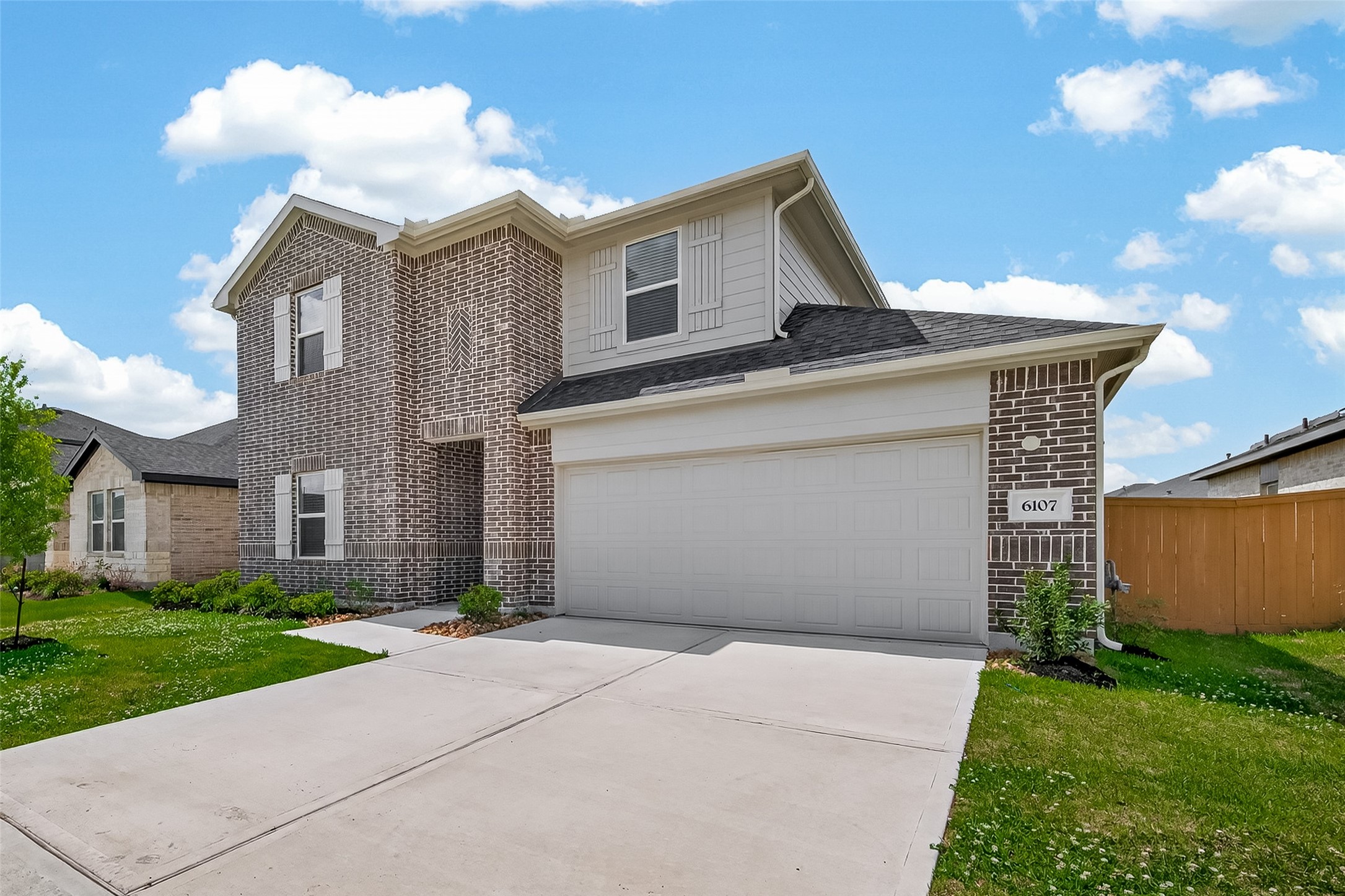 6107 Ginevra Summers Drive Property Photo 4