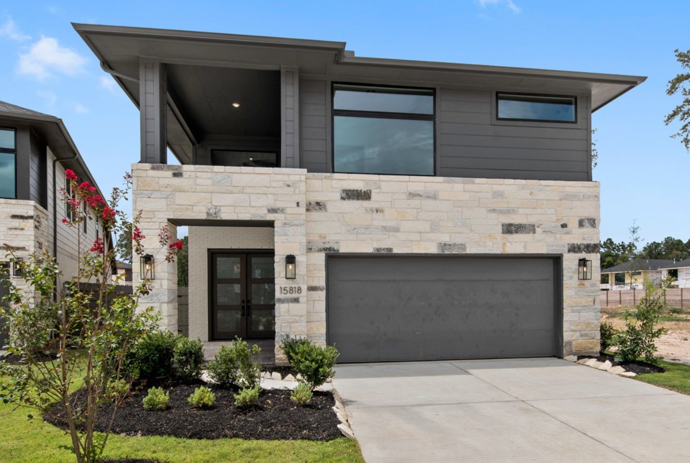 15818 Swan Lake Lane Property Photo 1