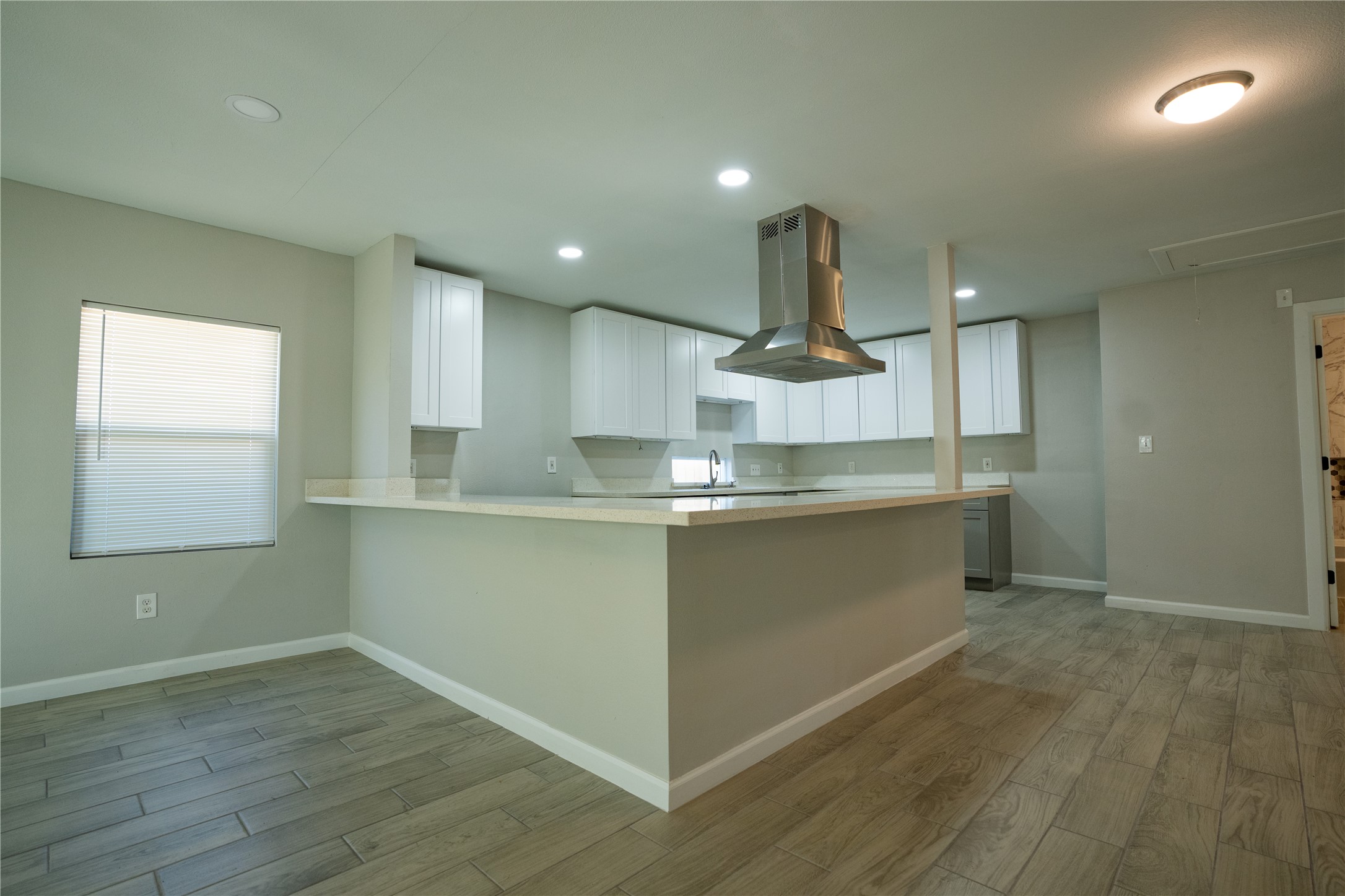 3543 Charleston Street Property Photo 6