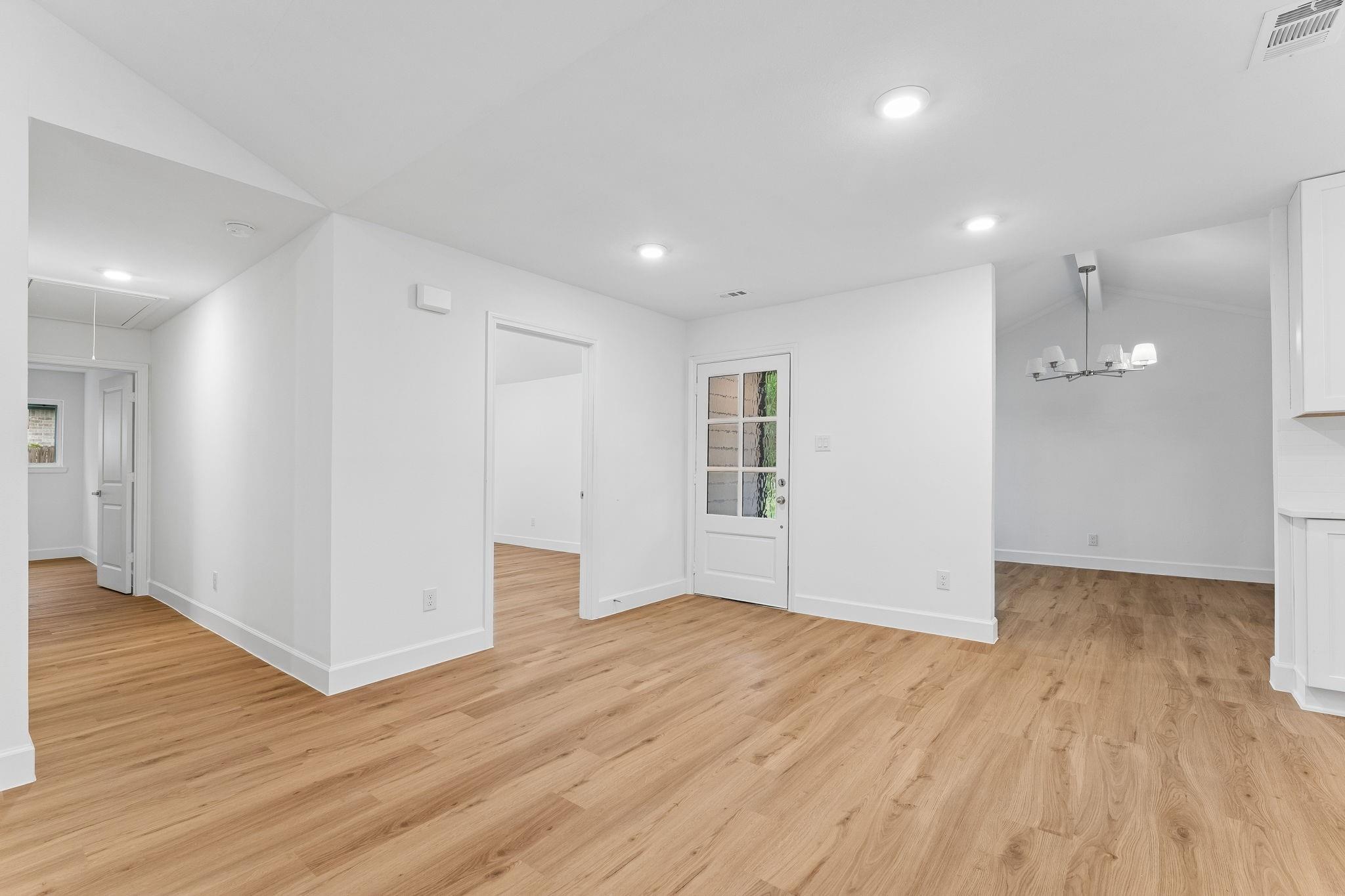 2122 Papoose Trail Property Photo 4