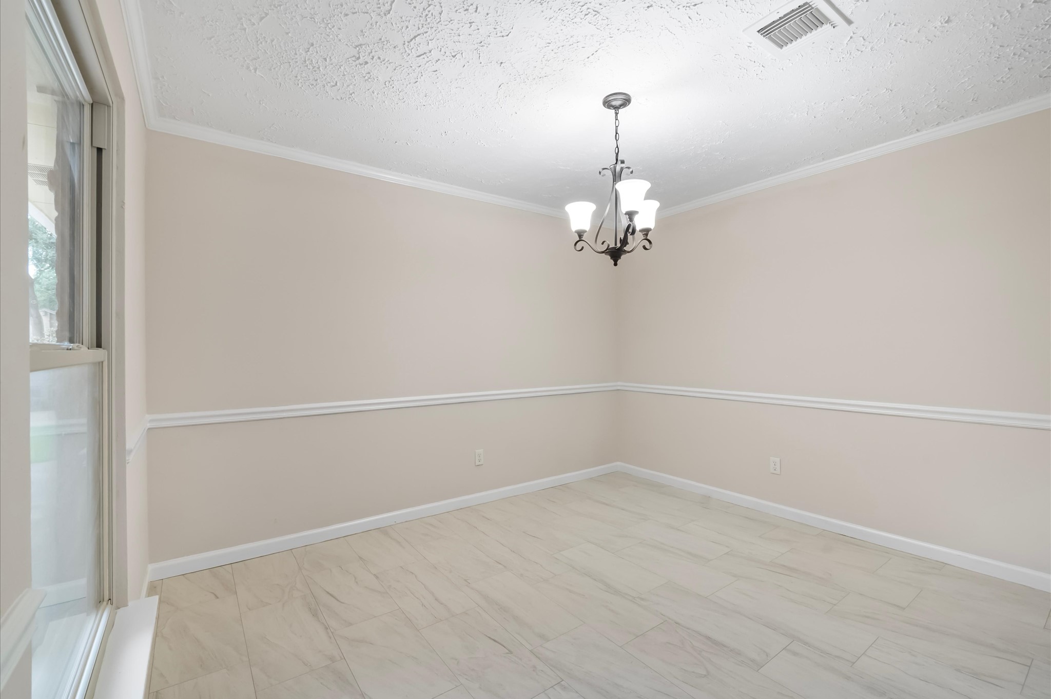 15414 Evergreen Place Drive Drive Property Photo 5