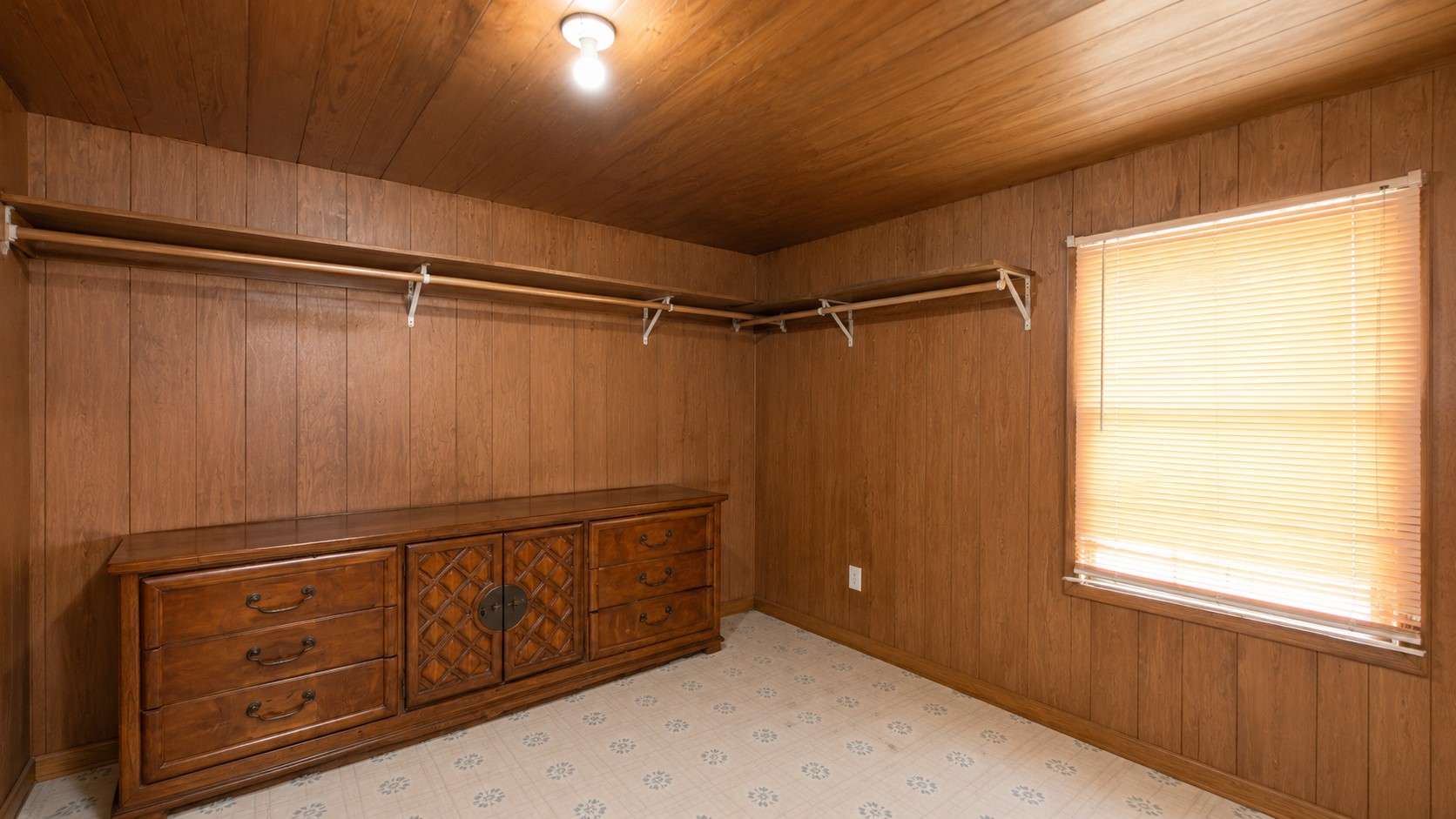 1520 Hilltop Road Property Photo 10