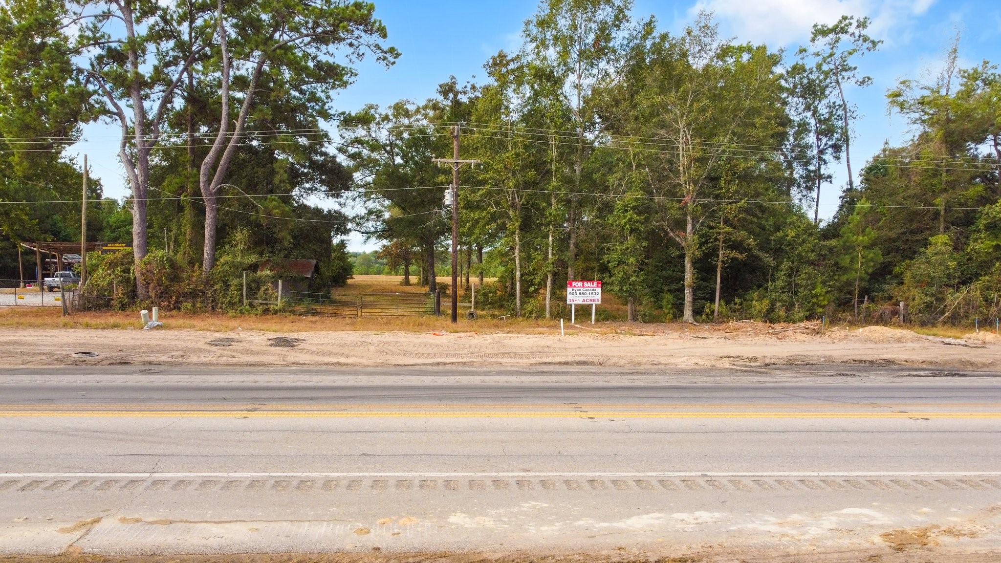 21314 Highway 105 Highway Property Photo 4