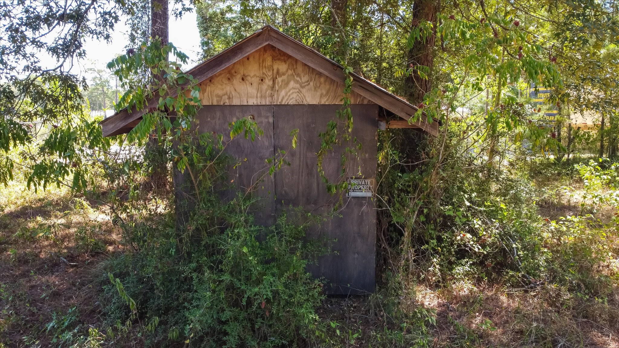 21314 Highway 105 Highway Property Photo 14