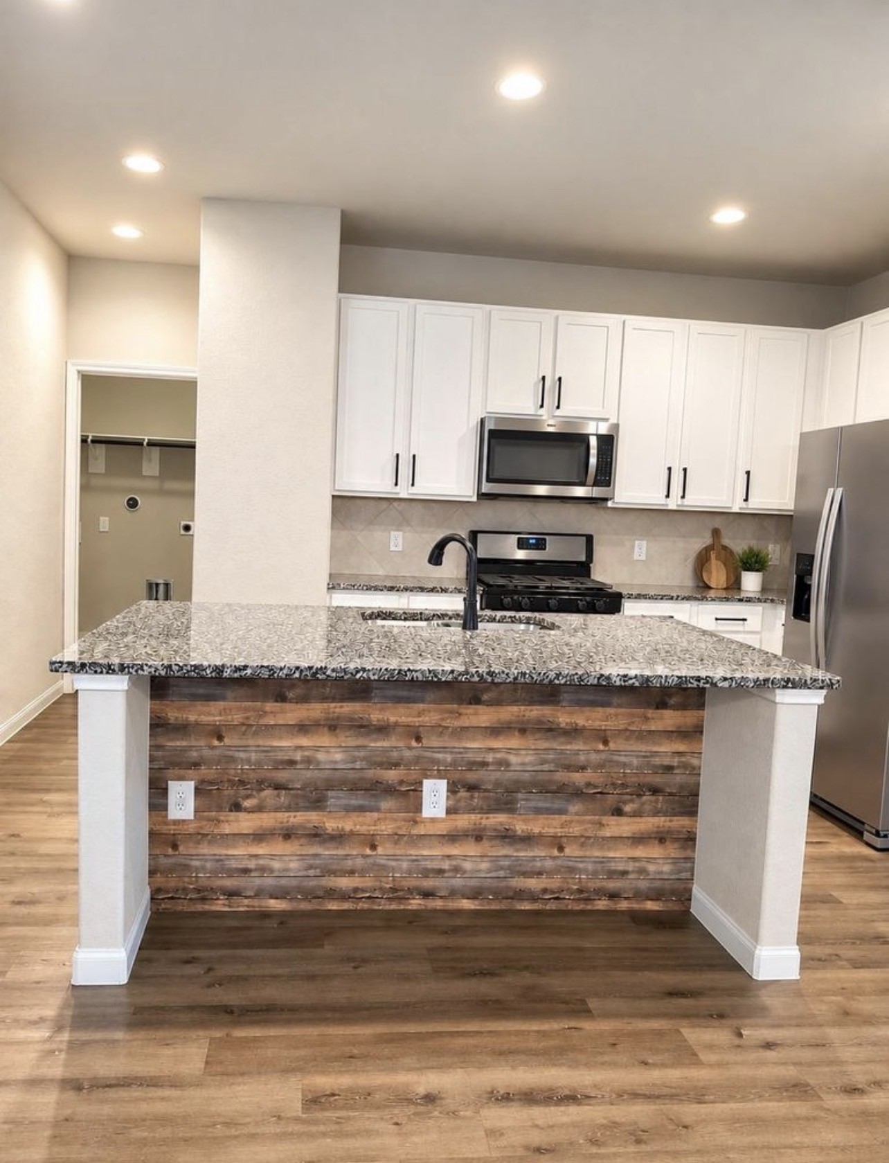 24710 Allori Court Property Photo 4