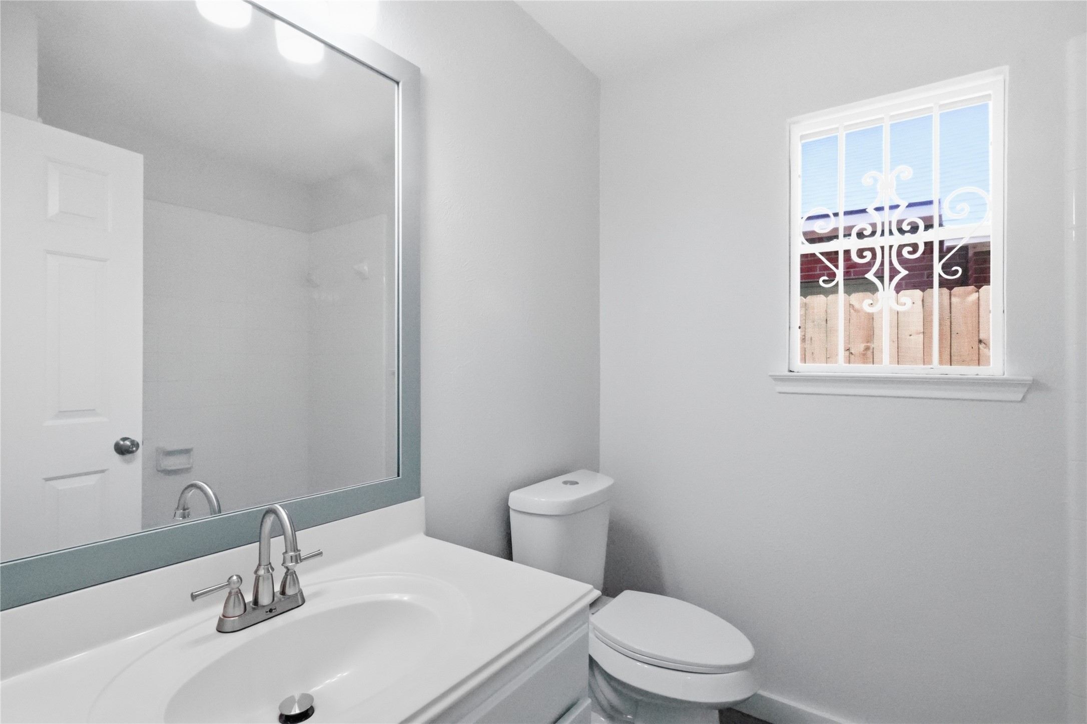 13138 Leader Street Property Photo 15