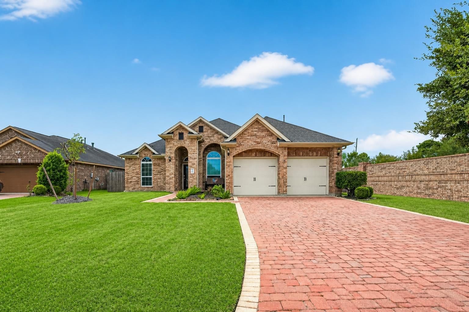 15623 Lavender Bay Lane Property Photo 1