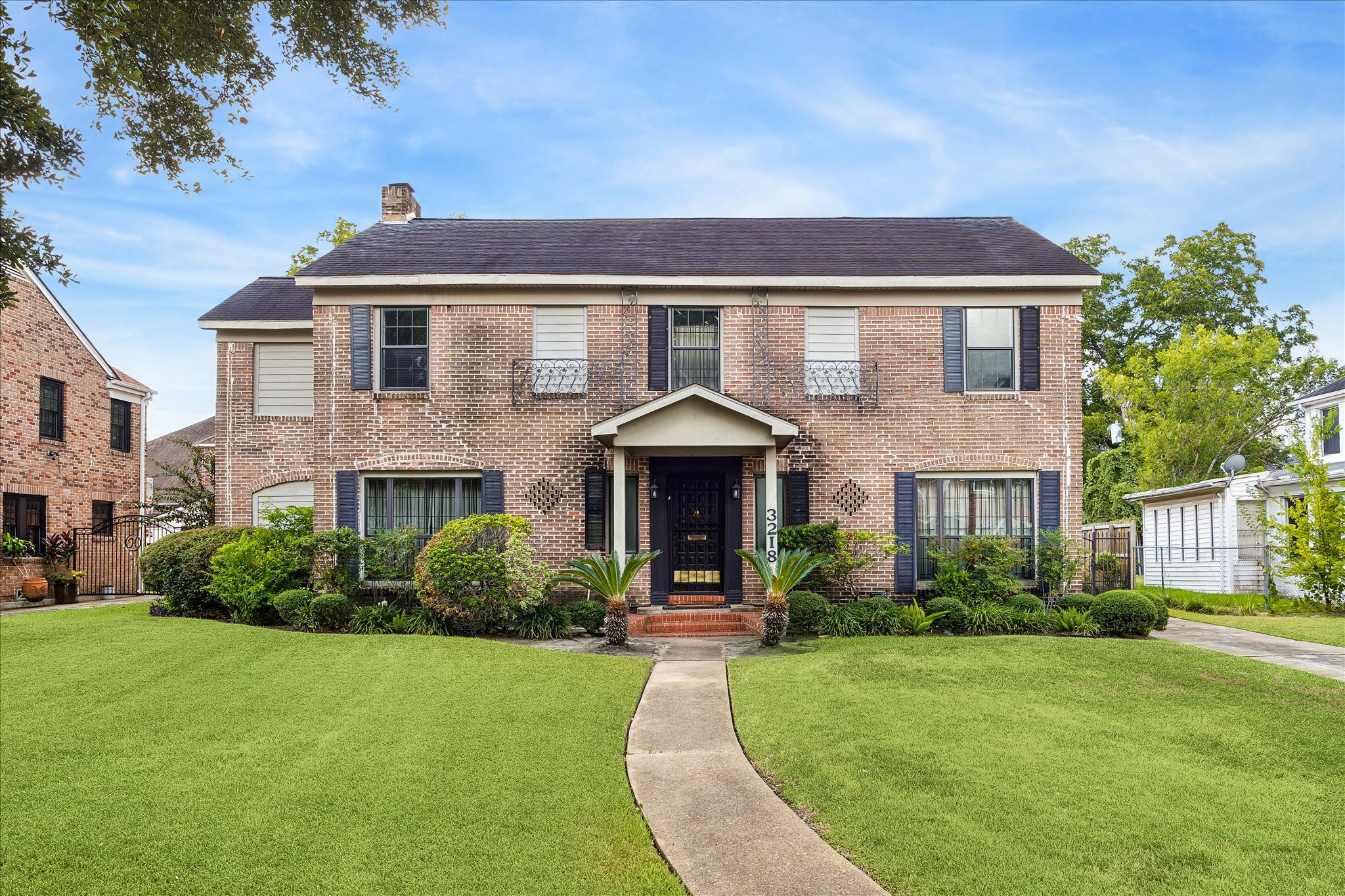3218 Shenandoah Street Property Photo 1