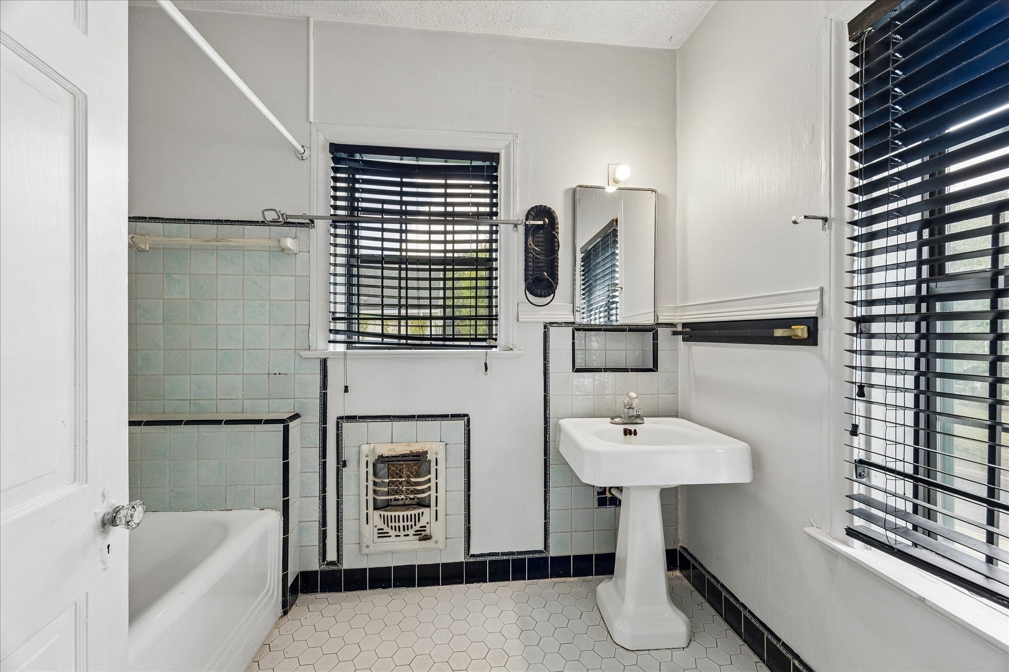 3218 Shenandoah Street Property Photo 13