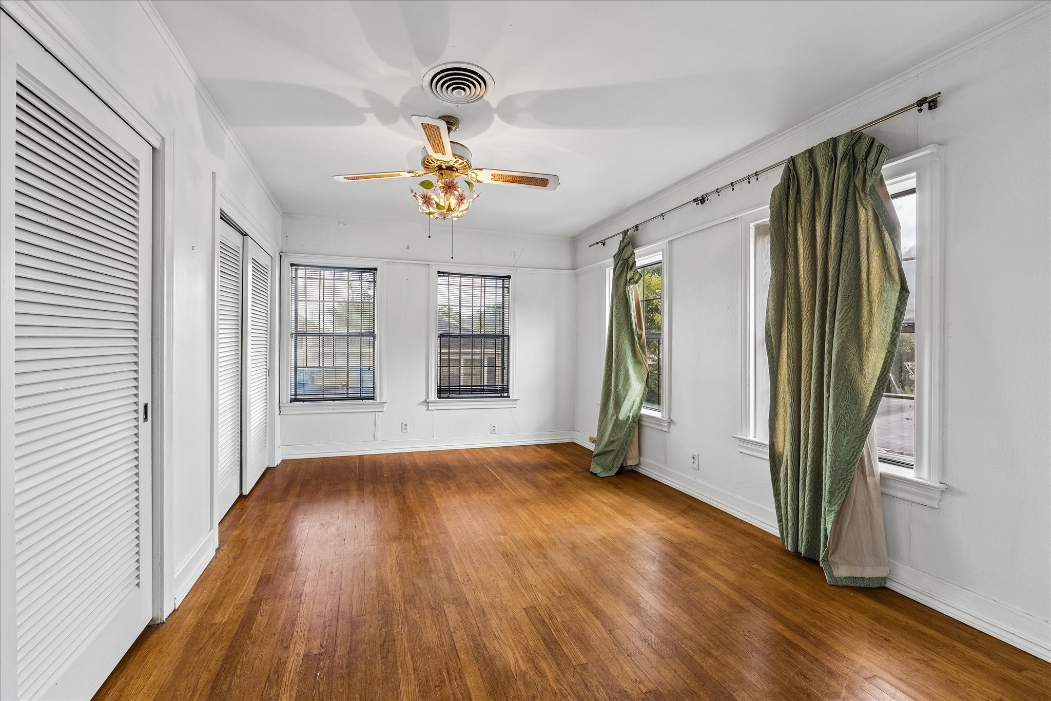3218 Shenandoah Street Property Photo 14