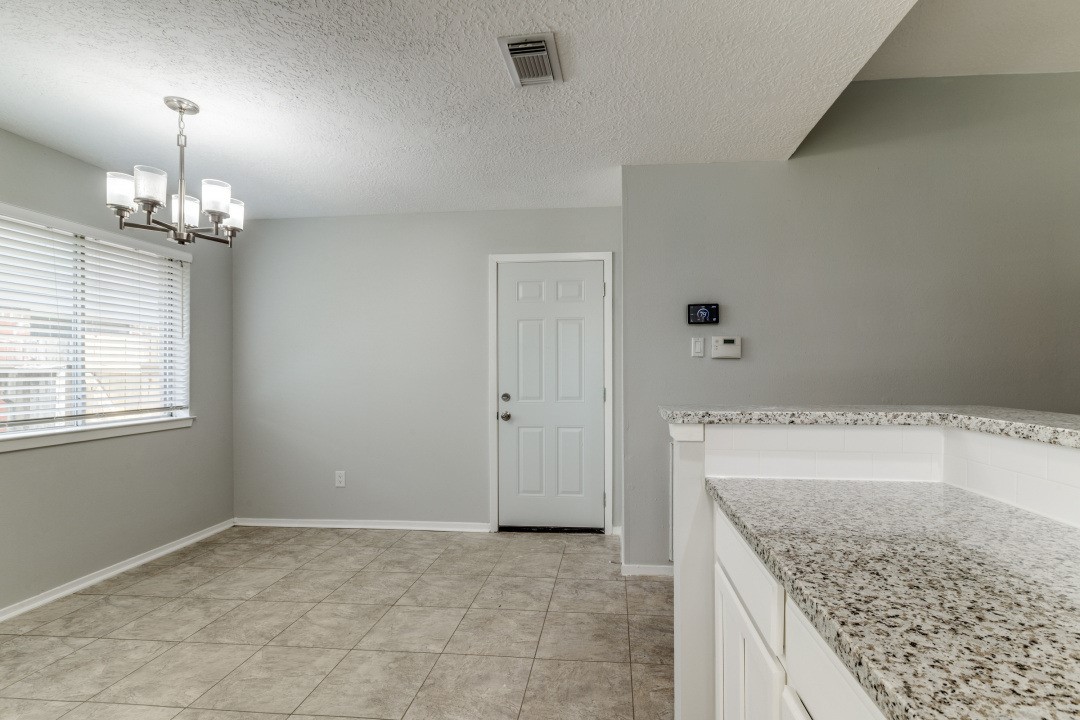 7218 Ridgeberry Drive Property Photo 13