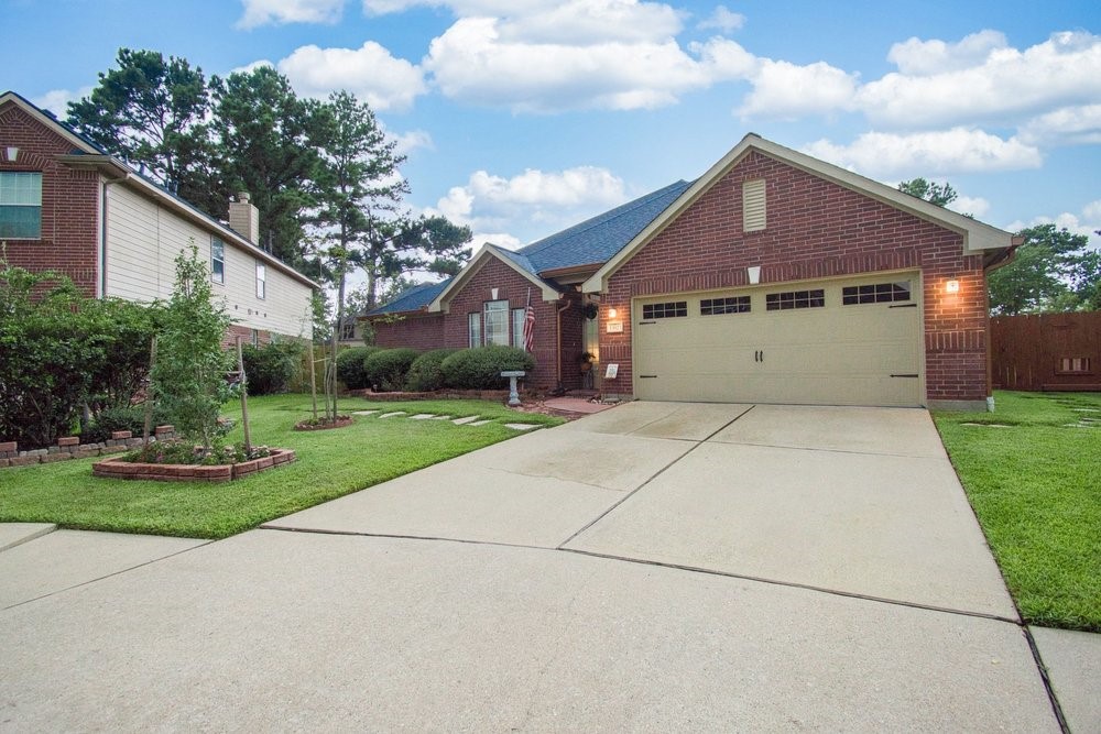 13923 Oneida Court