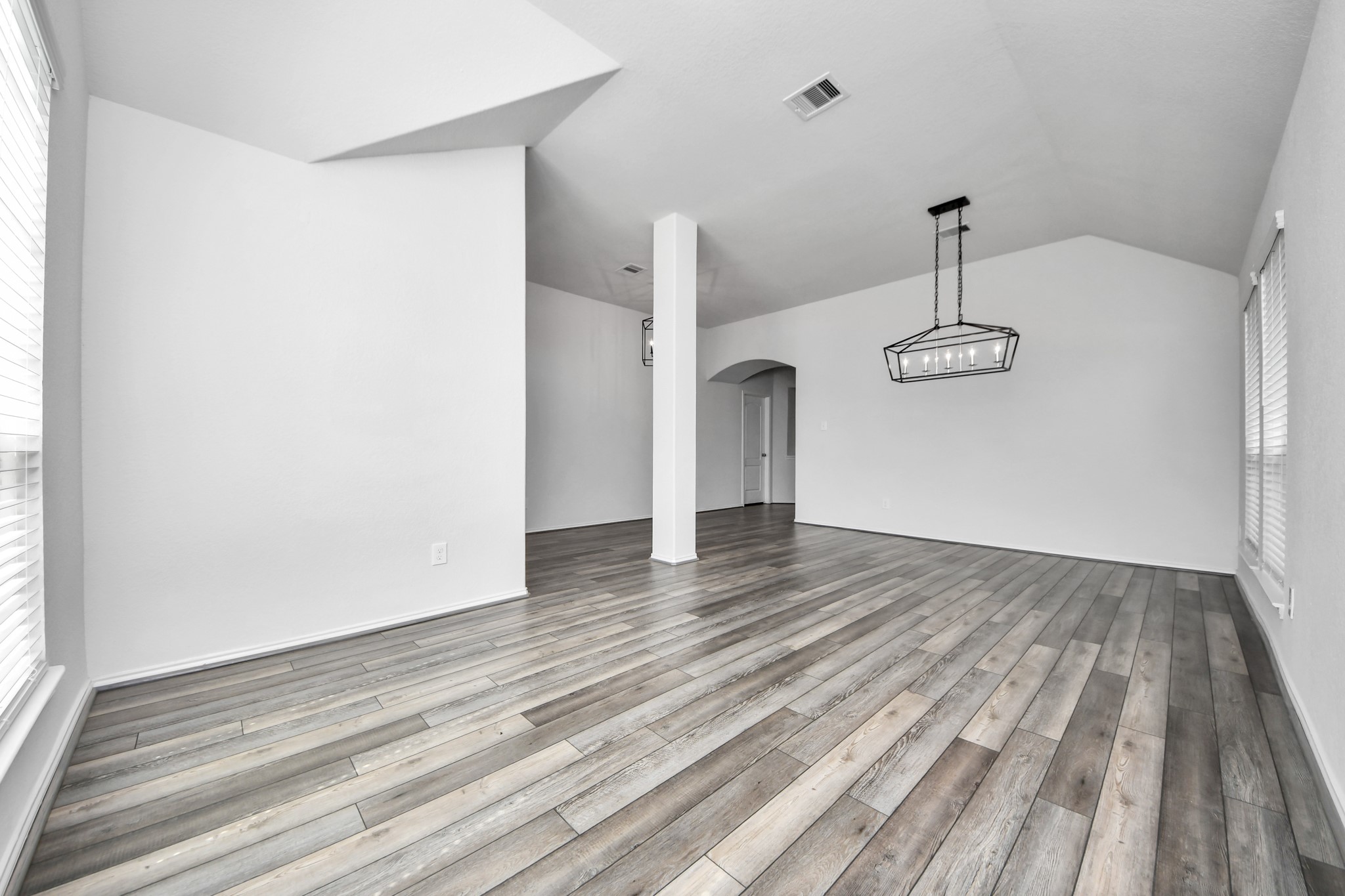 5186 Dry Hollow Drive Property Photo 7