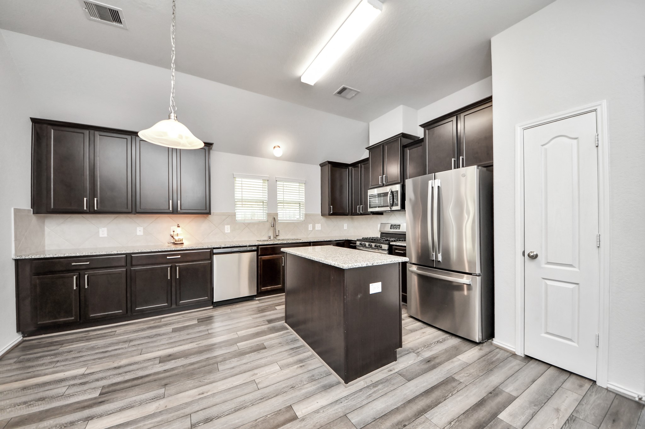 5186 Dry Hollow Drive Property Photo 10