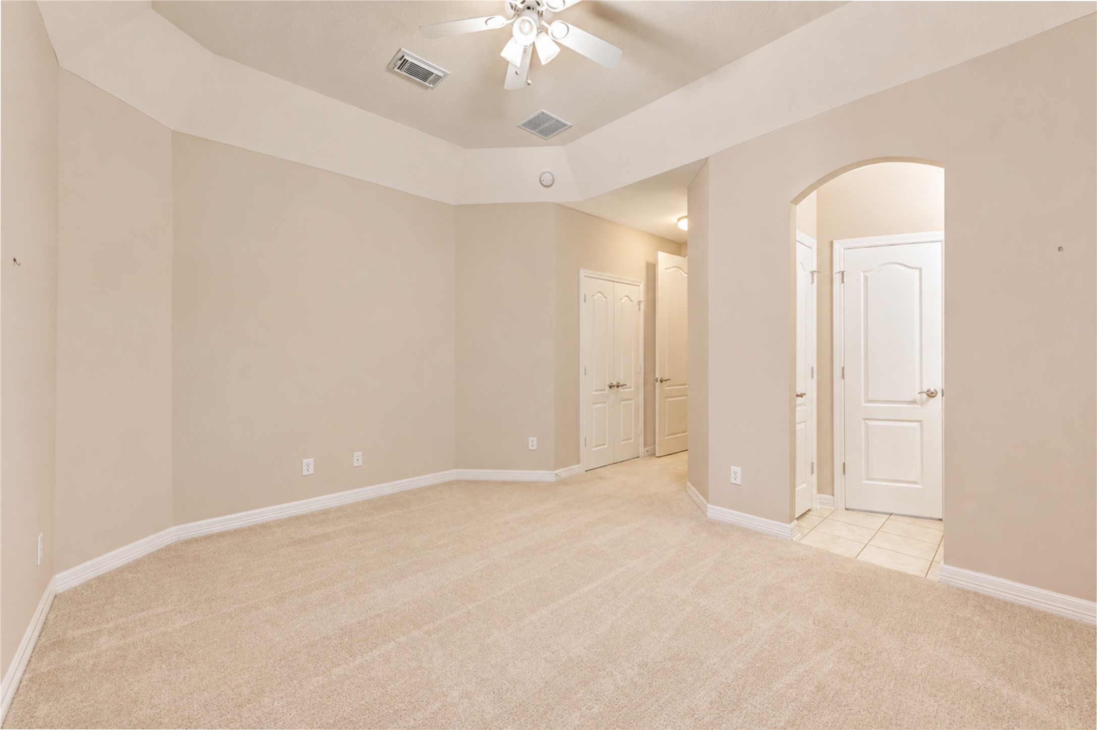 9706 Rollinson Park Drive Property Photo 11