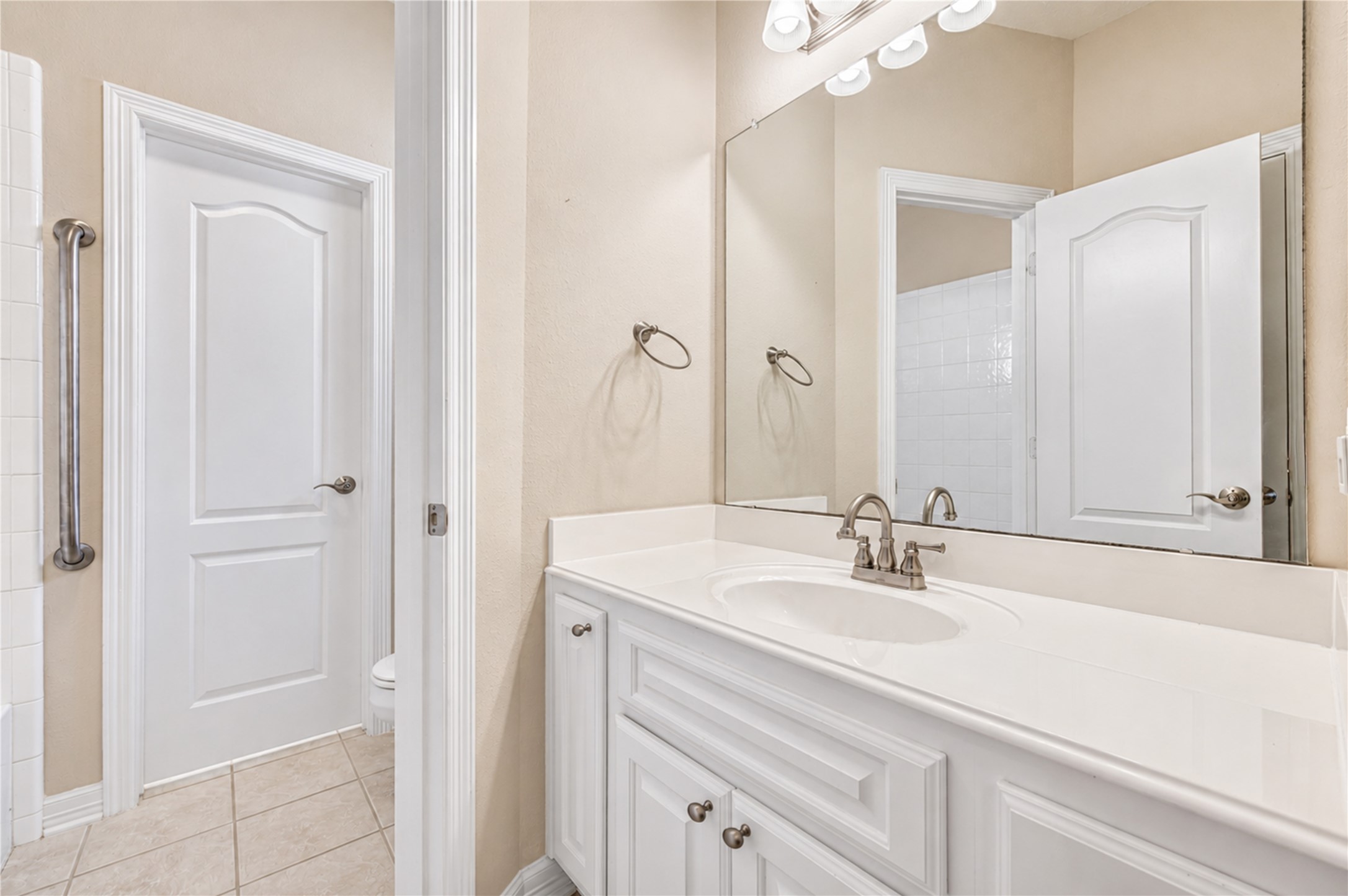 9706 Rollinson Park Drive Property Photo 12