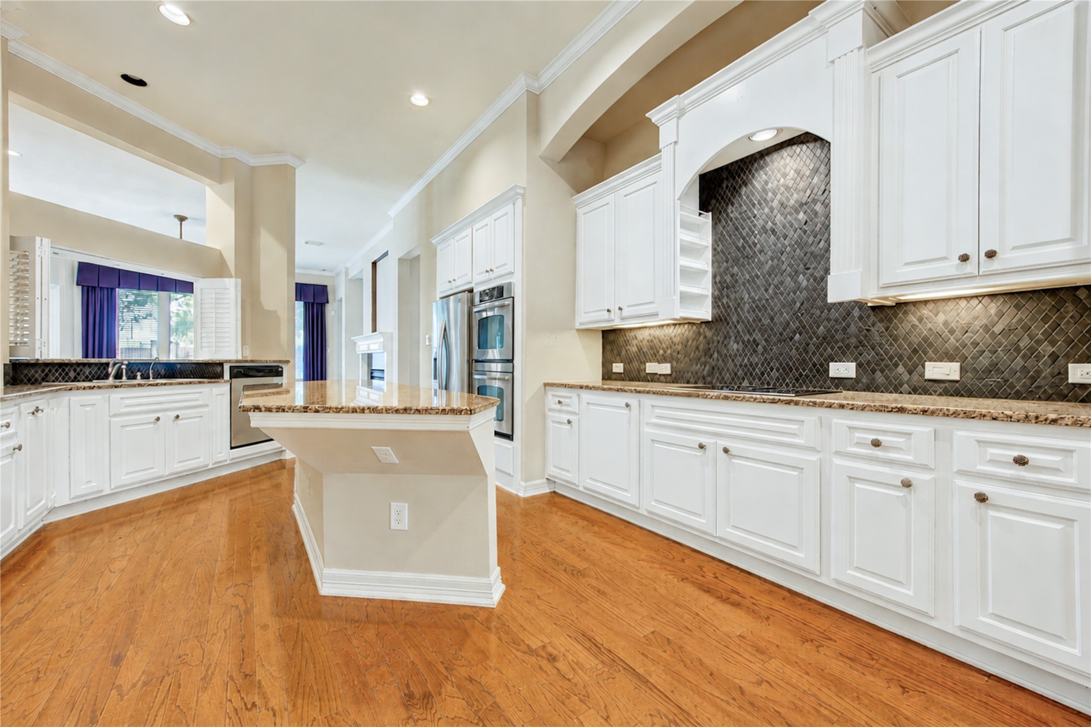 9706 Rollinson Park Drive Property Photo 18