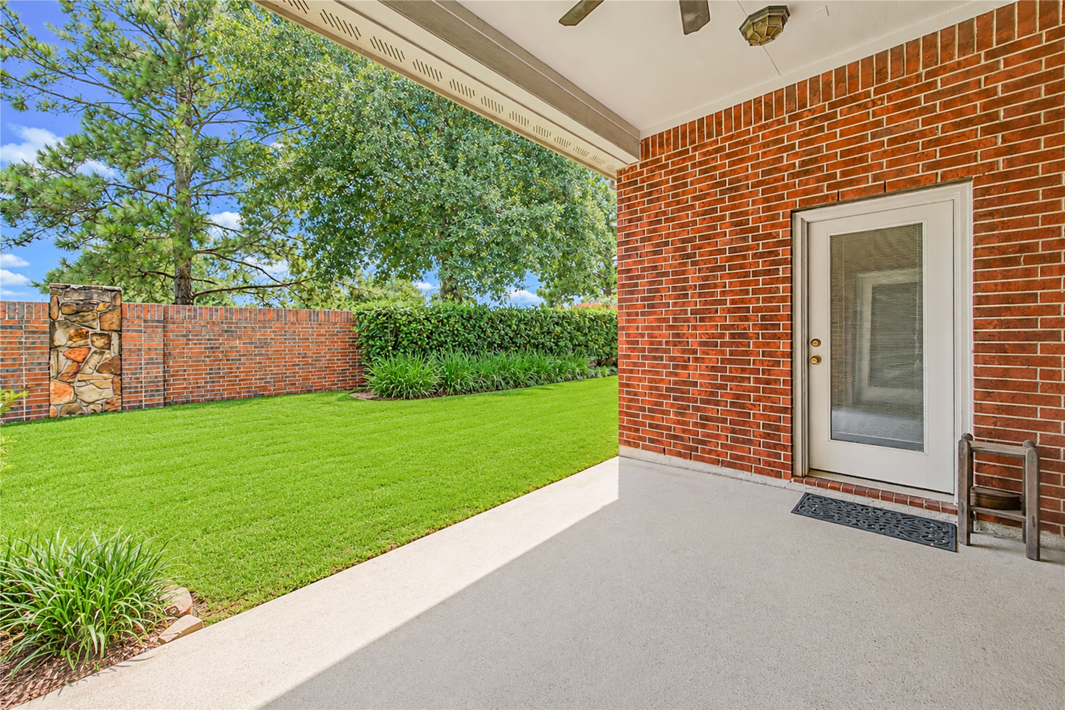 9706 Rollinson Park Drive Property Photo 34