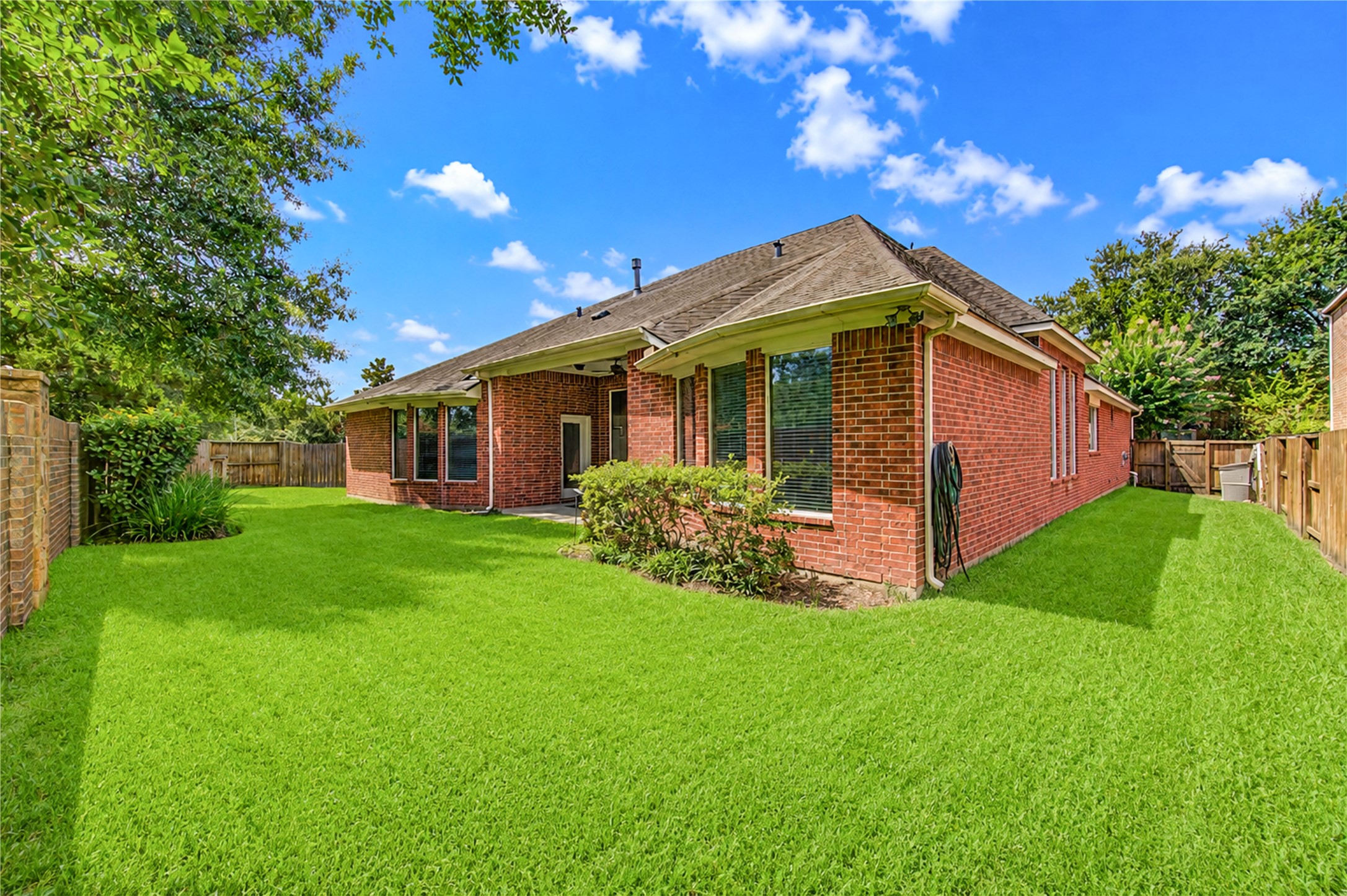9706 Rollinson Park Drive Property Photo 38