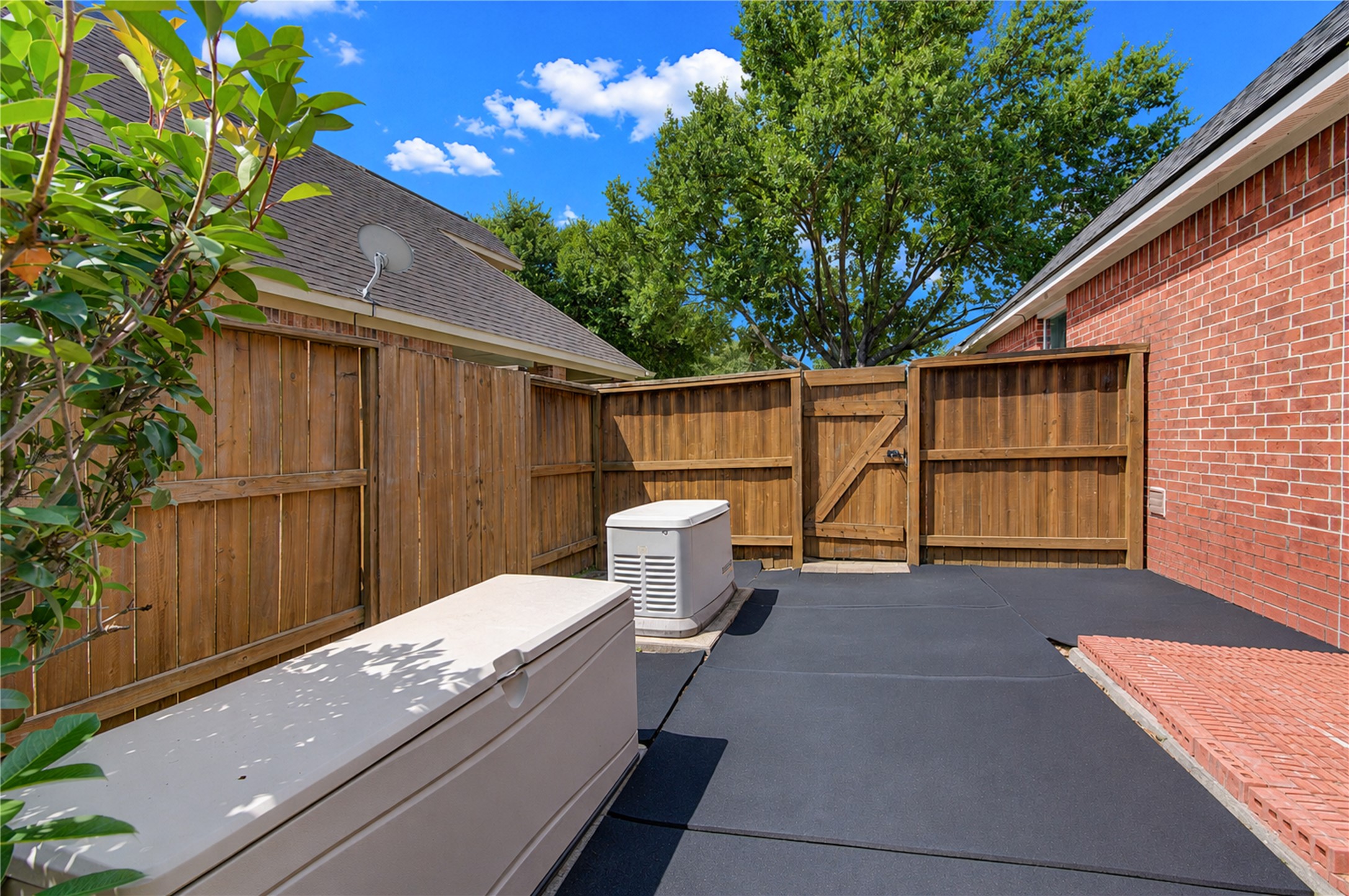 9706 Rollinson Park Drive Property Photo 39