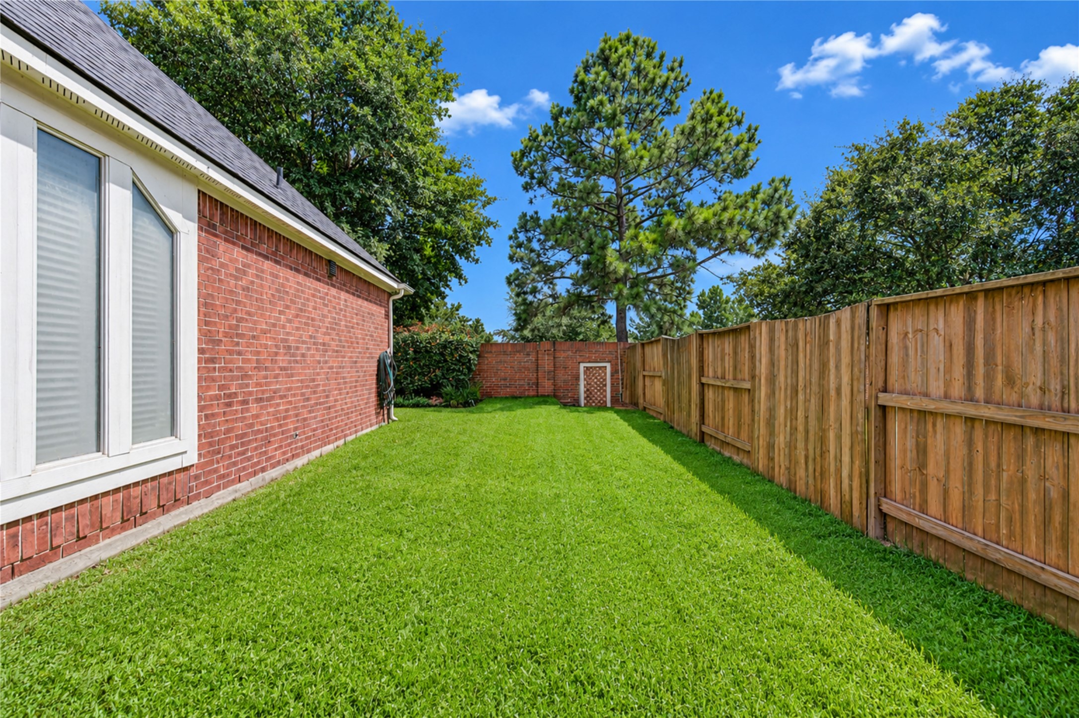 9706 Rollinson Park Drive Property Photo 40