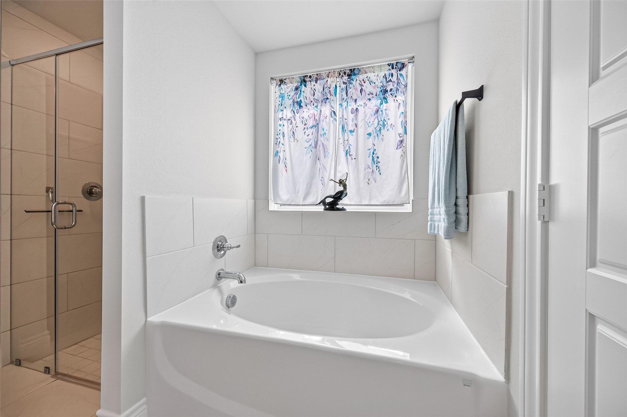 12022 Noble Heart Drive Property Photo 25