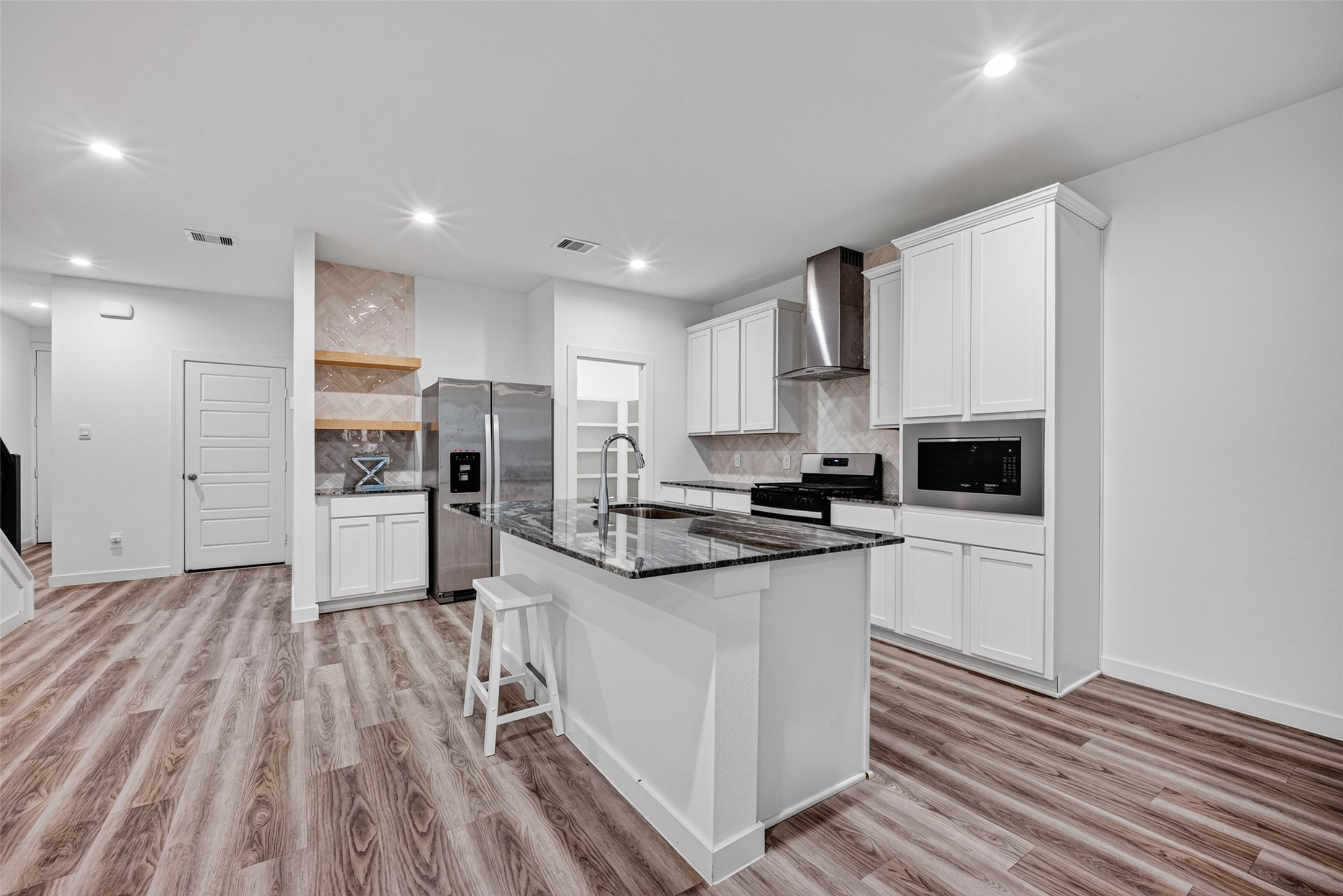 2937 Amherst Meadow Lane Property Photo 11