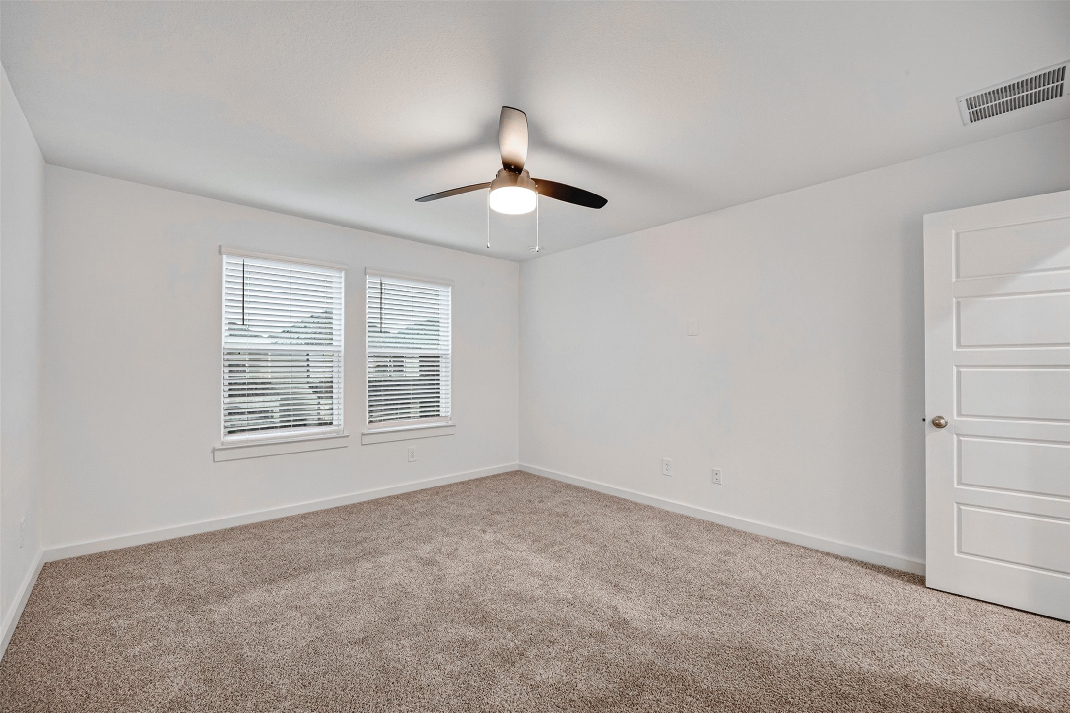 2937 Amherst Meadow Lane Property Photo 19