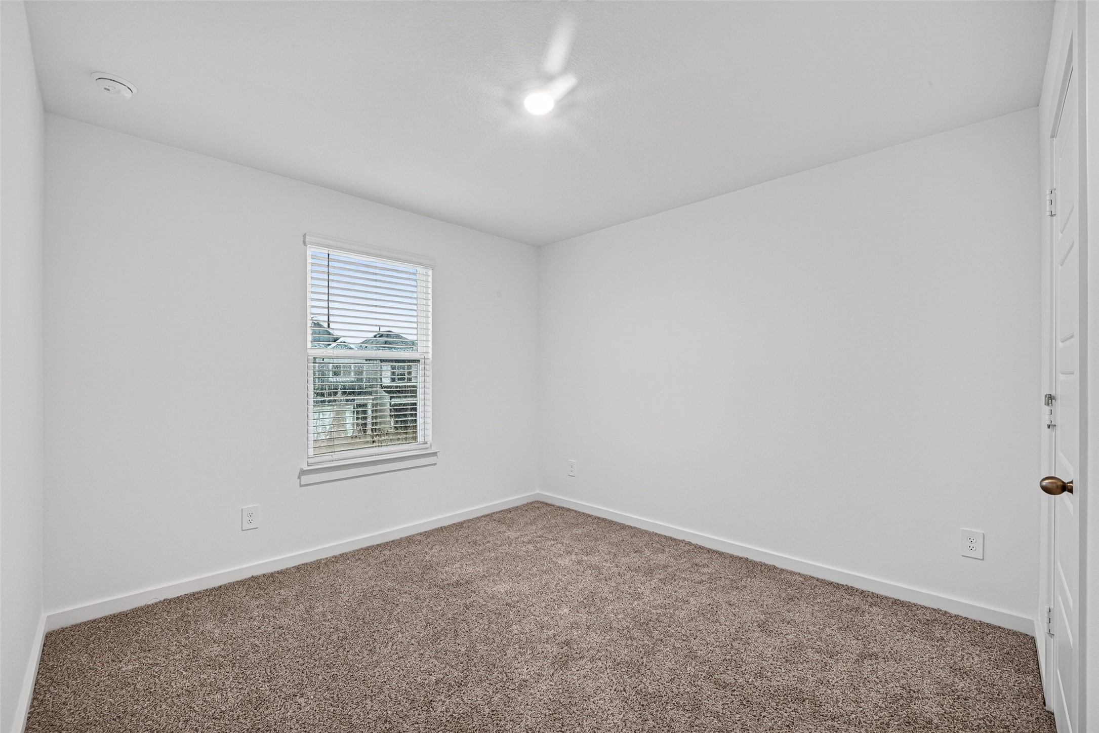 2937 Amherst Meadow Lane Property Photo 25
