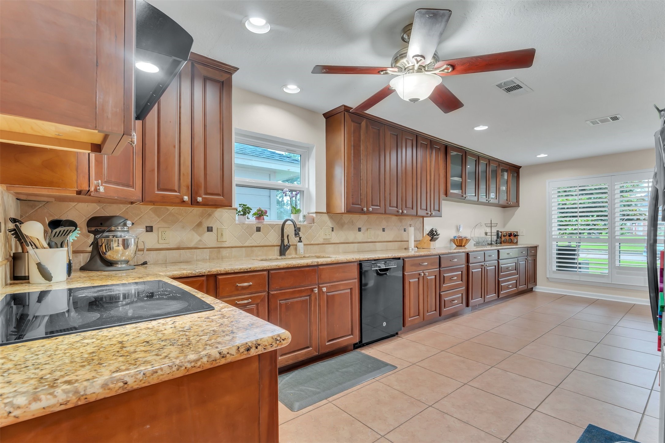 9107 Mauna Loa Lane Property Photo 11