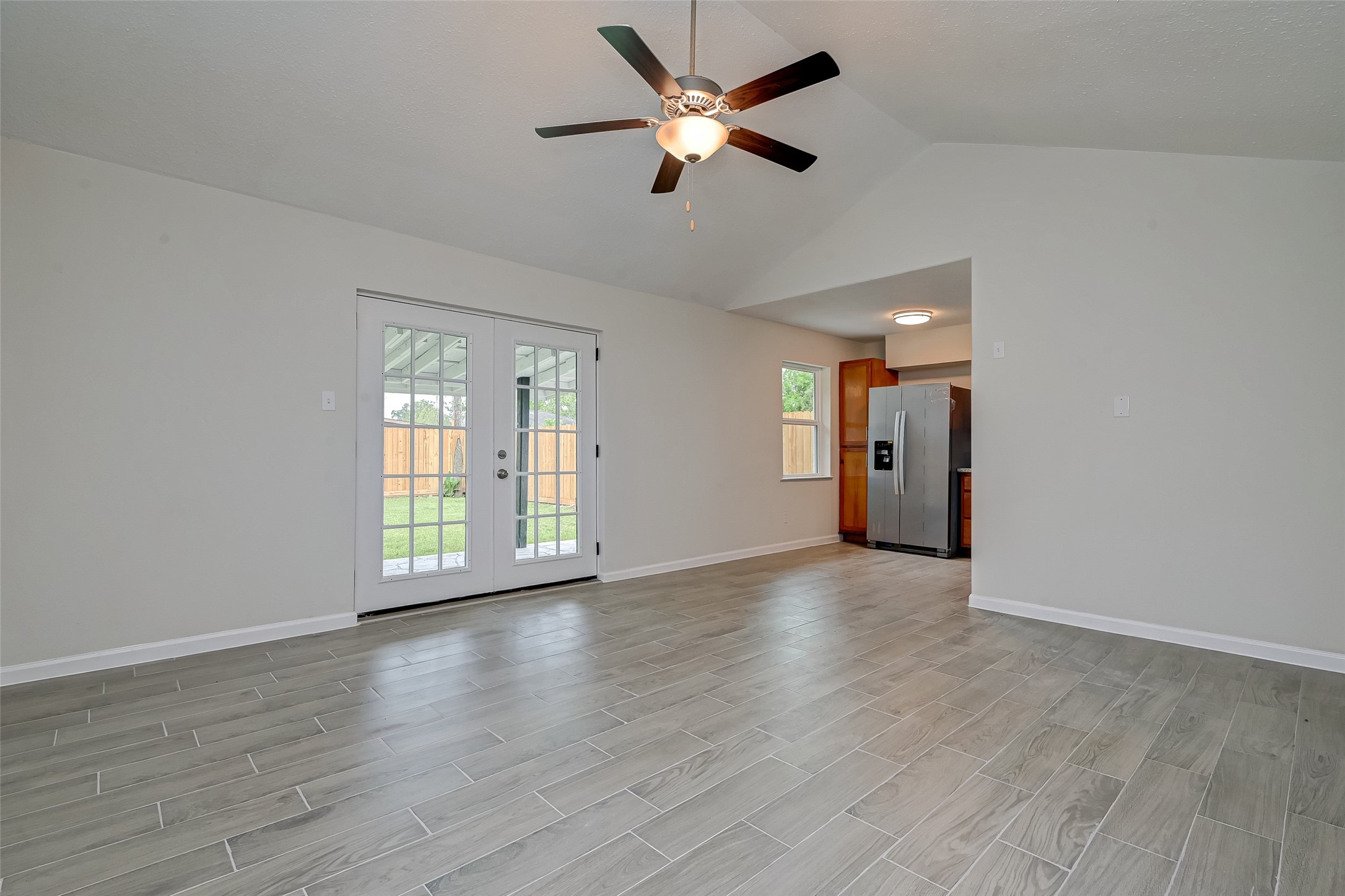 17114 Folsom Drive Property Photo 13