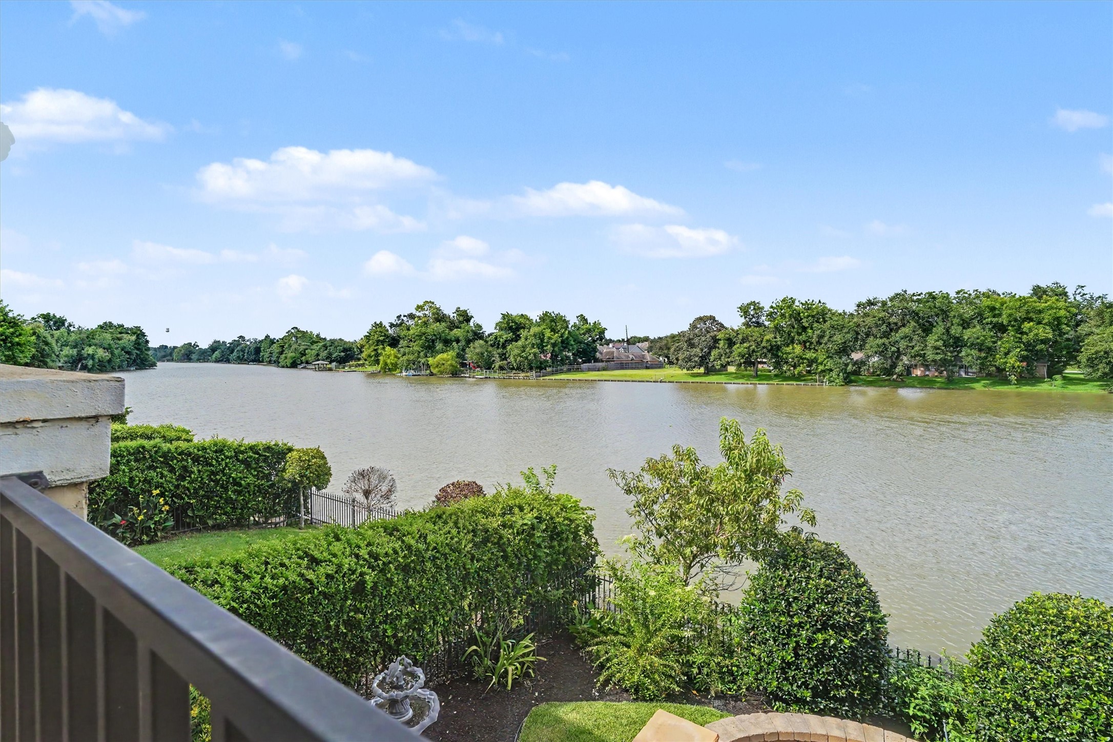 714 Old Oyster Trail Property Photo 23